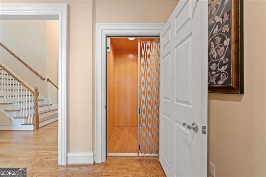 Canton, Georgia, 30114, United States, 4 Bedrooms Bedrooms, ,5 BathroomsBathrooms,Residential,For Sale,1880359