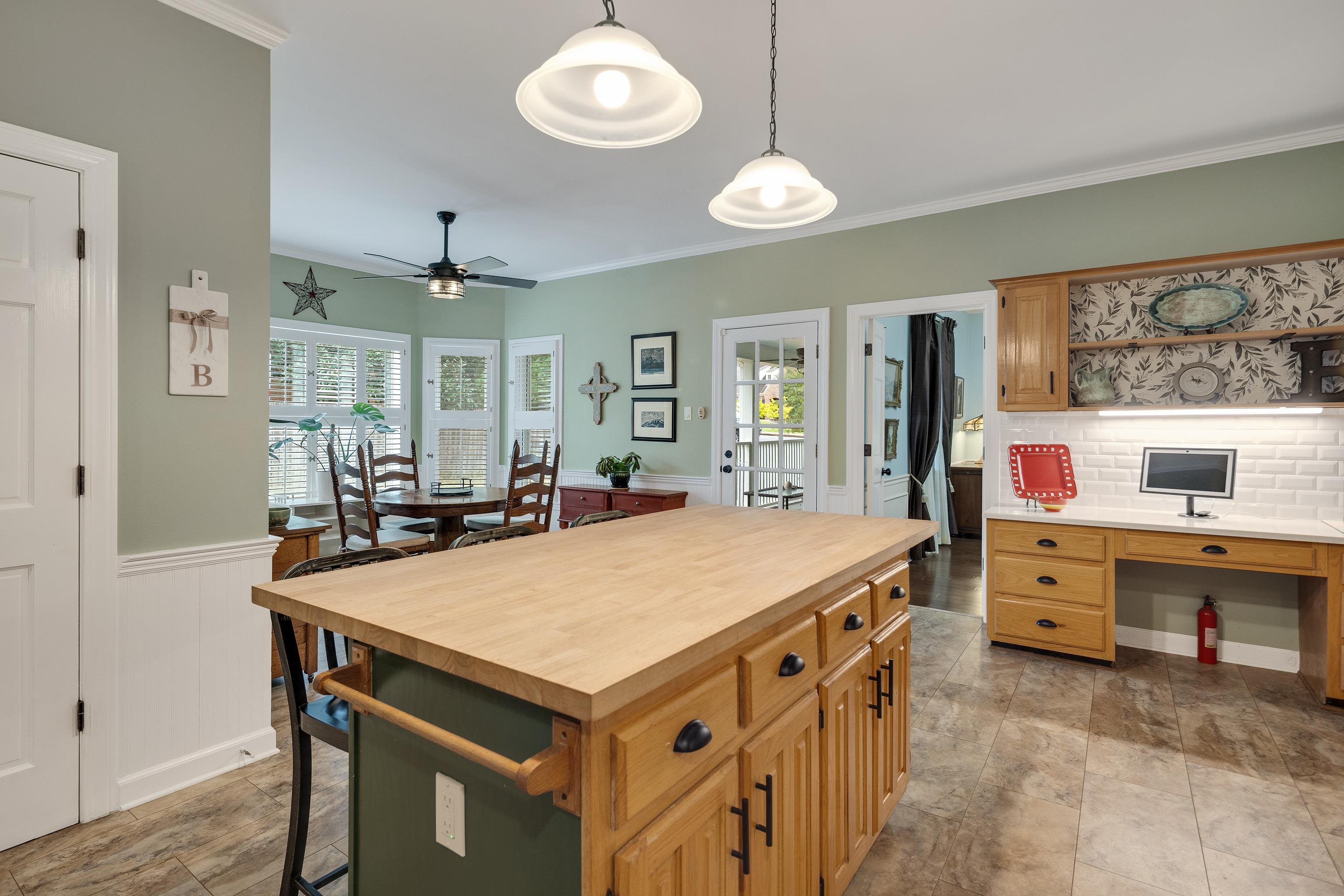 Memphis, Tennessee, 38117, United States, 4 Bedrooms Bedrooms, ,3 BathroomsBathrooms,Residential,For Sale,1972441