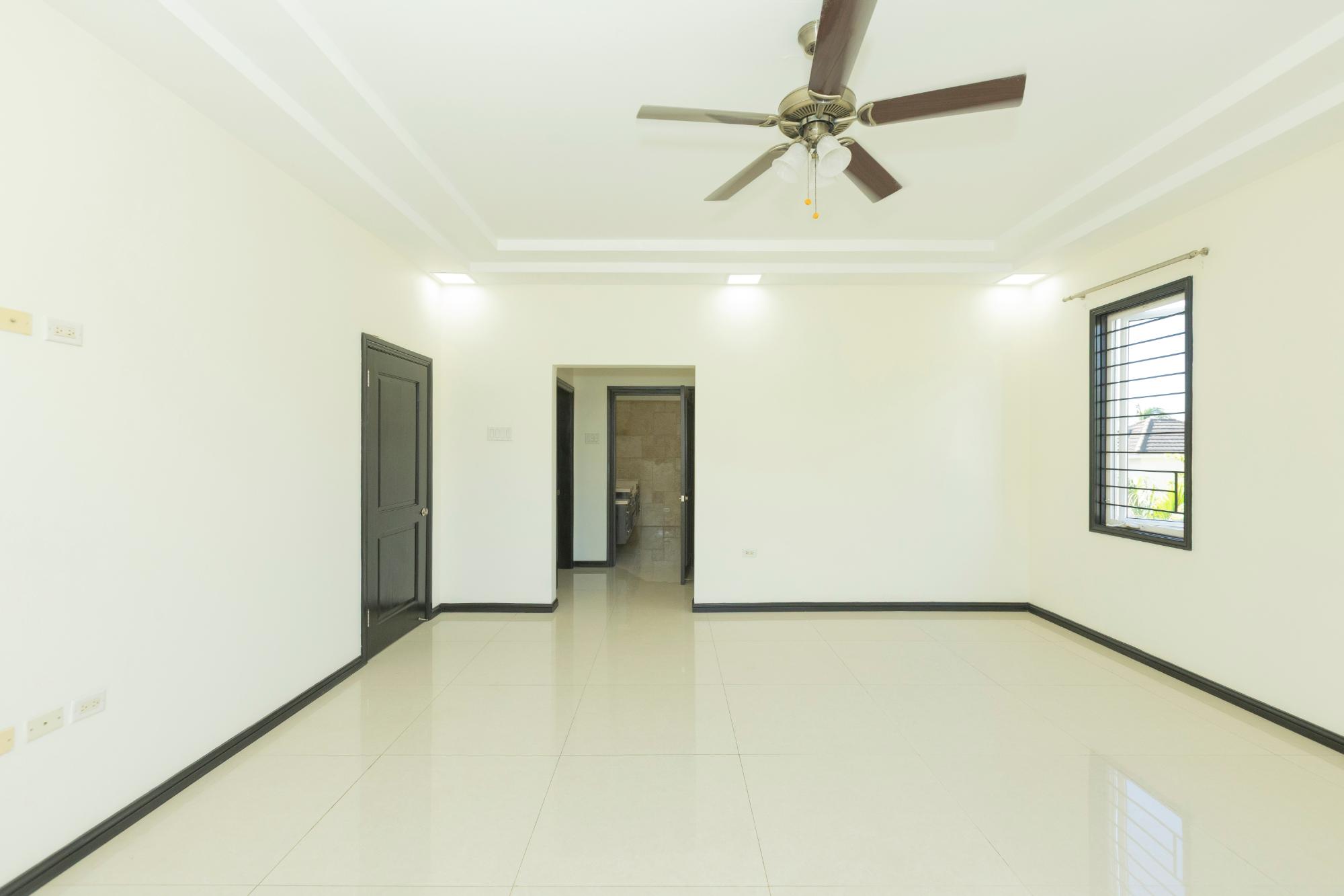  18-19 Dillsbury Avenue - 物件實景