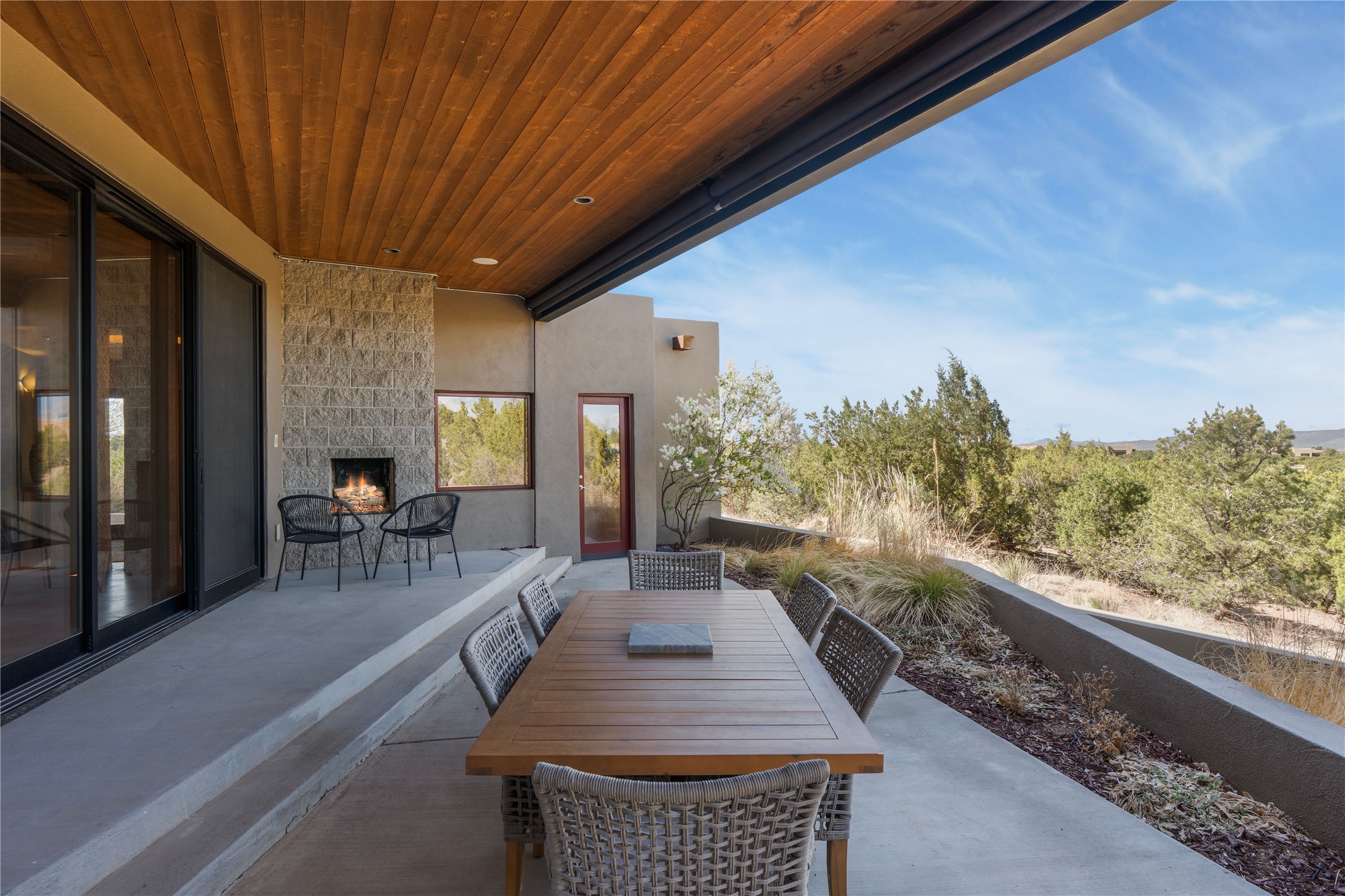  5 Sky Show - 物件實景