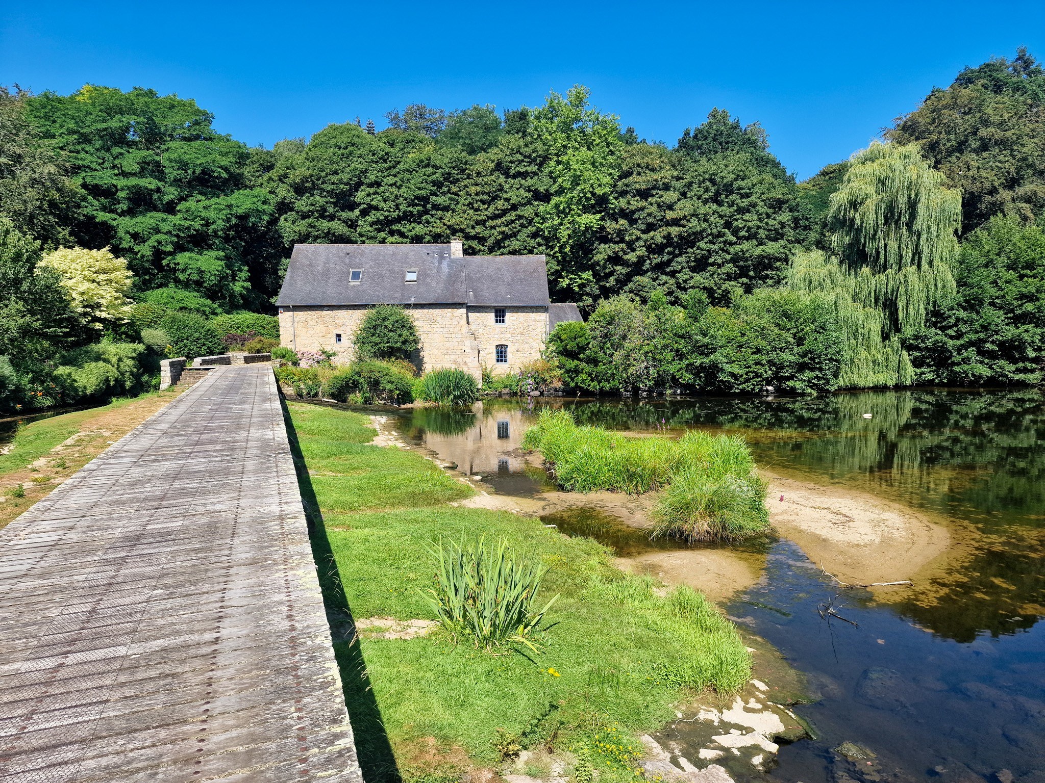  Guingamp authentic mill with 2 outbuildings in an idyllic setting with city cen… - 物件實景