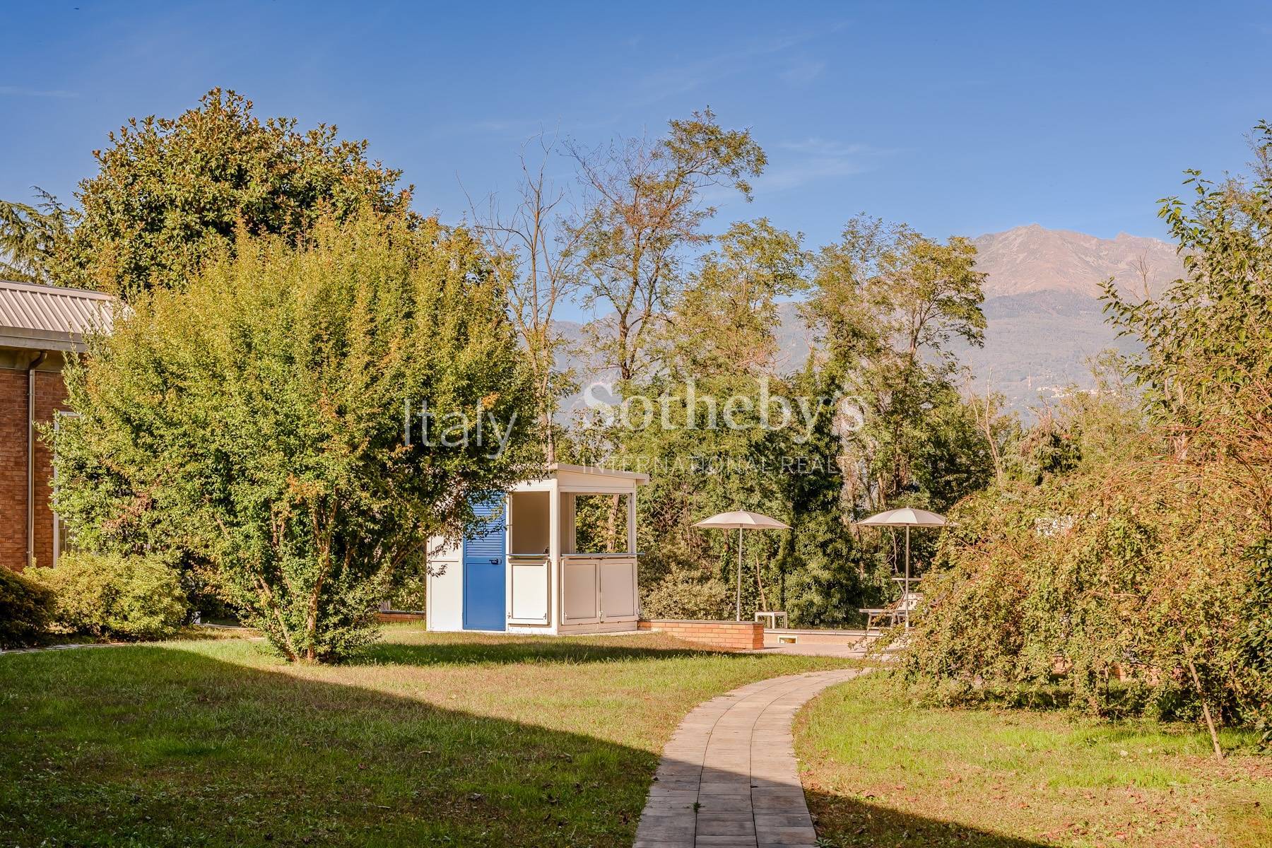  Modern villa surrounded by nature - 物件實景
