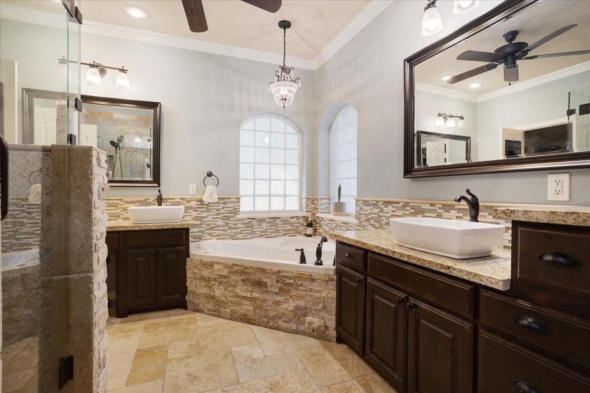 sherman, Texas, 75090, United States, 4 Bedrooms Bedrooms, ,3 BathroomsBathrooms,Residential,For Sale,1982703