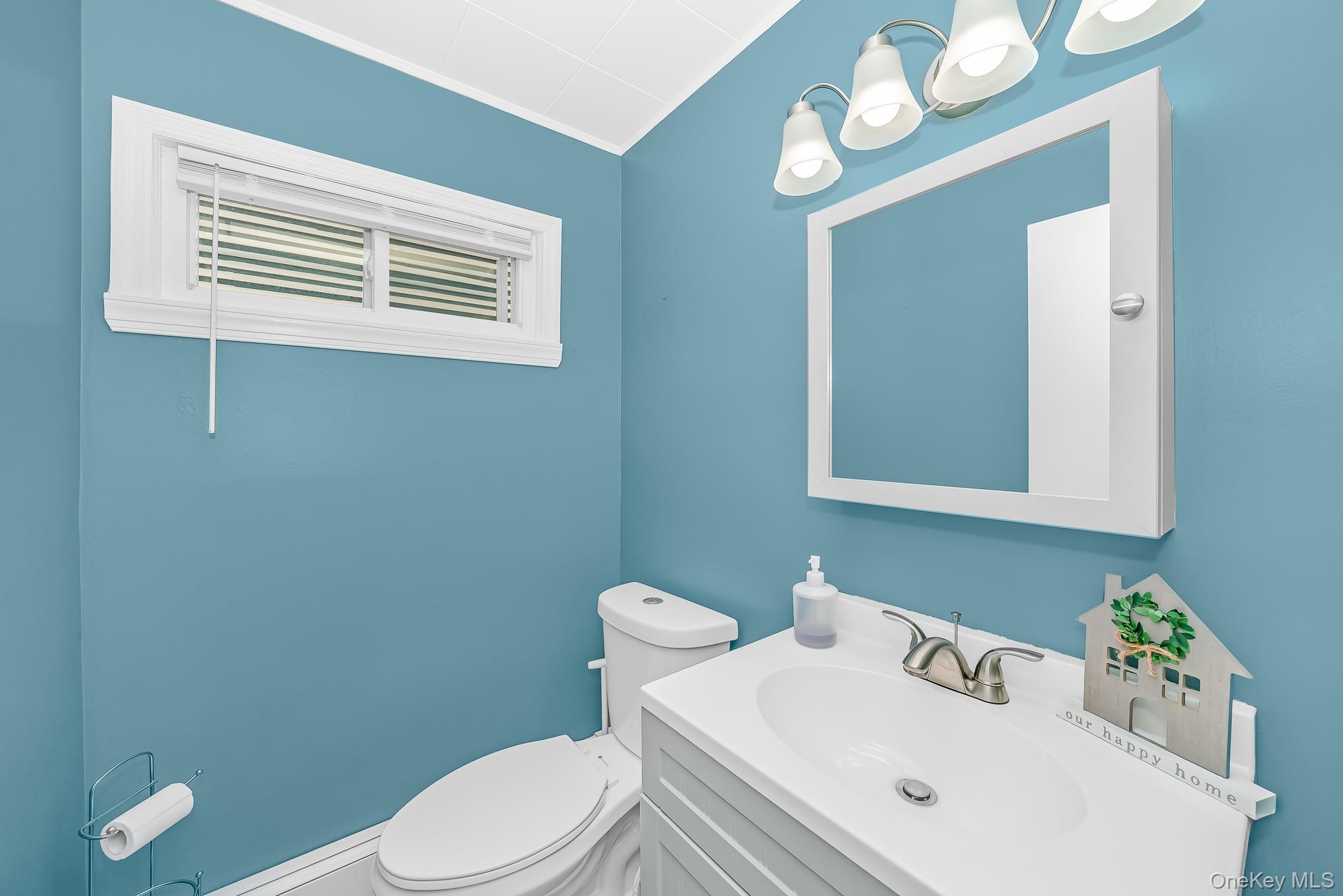 Bethpage, New York, 11714, United States, 3 Bedrooms Bedrooms, ,2 BathroomsBathrooms,Residential,For Sale,2048491