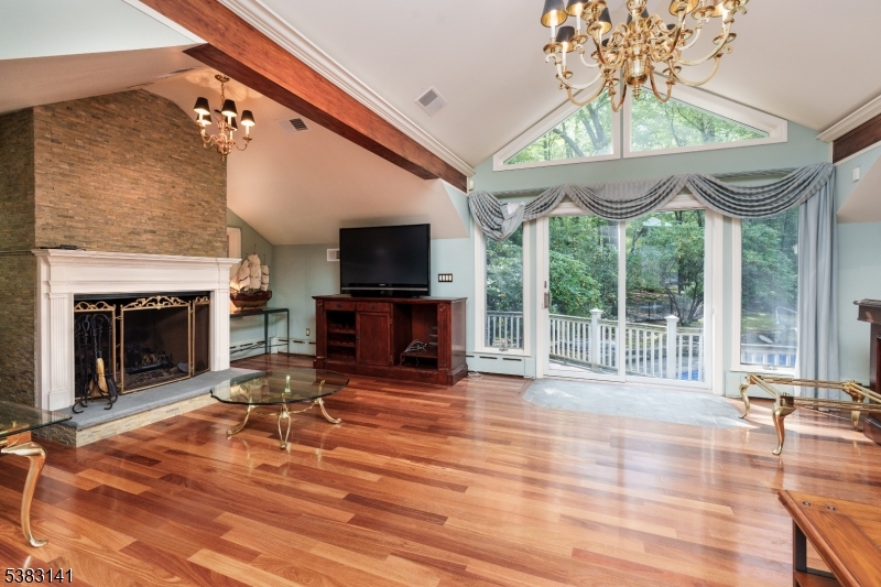 Kinnelon Boro, New Jersey, 07405, United States, 4 Bedrooms Bedrooms, ,4 BathroomsBathrooms,Residential,For Sale,1941980