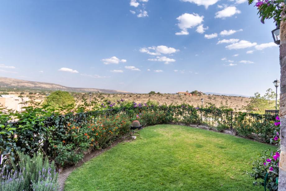 San Miguel de Allende, Guanajuato, 37893, Mexico, 4 Bedrooms Bedrooms, ,4 BathroomsBathrooms,Residential,For Sale,1806112