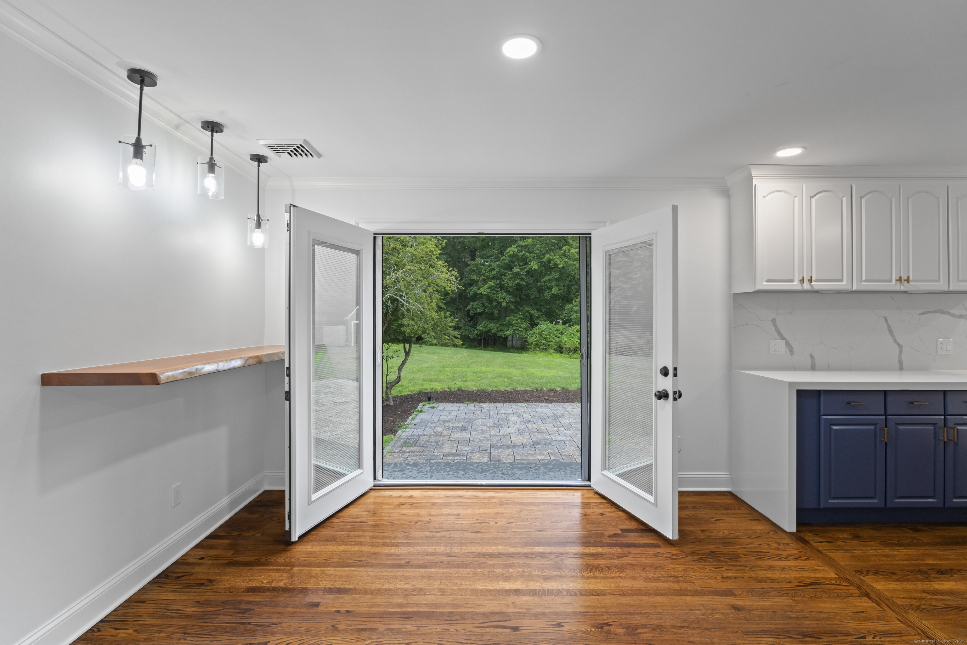 Norwalk, Connecticut, 06850, United States, 3 Bedrooms Bedrooms, ,3 BathroomsBathrooms,Residential,For Sale,1911174