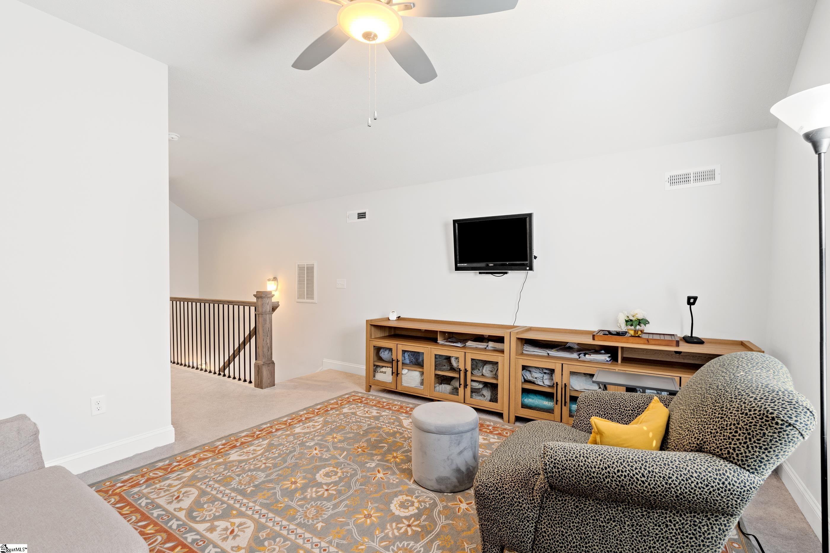 Simpsonville, South Carolina, 29680, United States, 4 Bedrooms Bedrooms, ,3 BathroomsBathrooms,Residential,For Sale,1925678