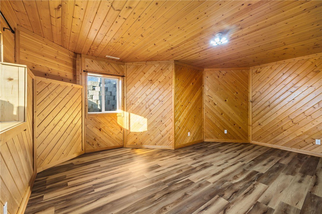 Shepherd, Montana, 59079, United States, 5 Bedrooms Bedrooms, ,3 BathroomsBathrooms,Residential,For Sale,1998698