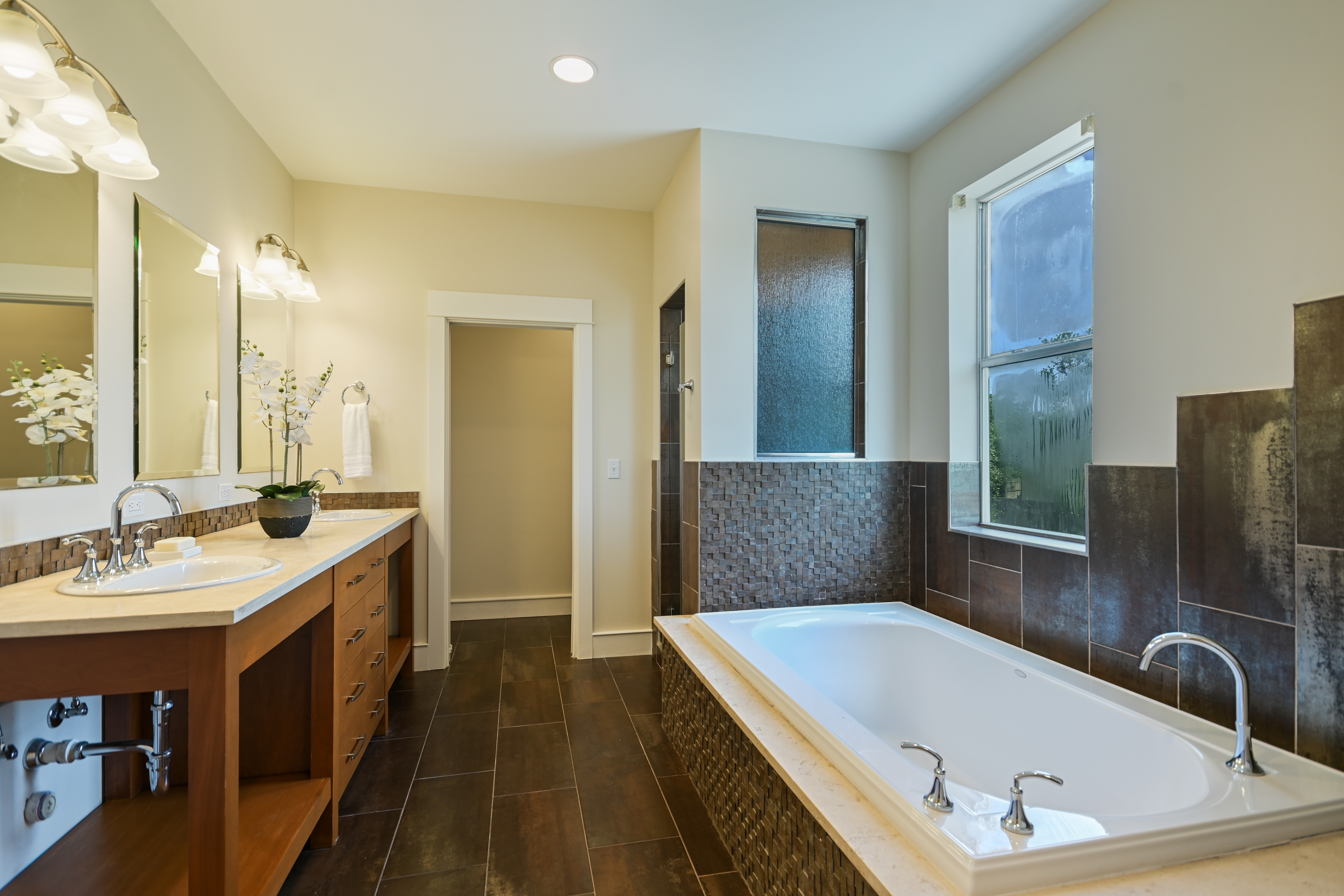  8500 Red Willow Drive Unit A , Austin, TX 78736 - 物件實景