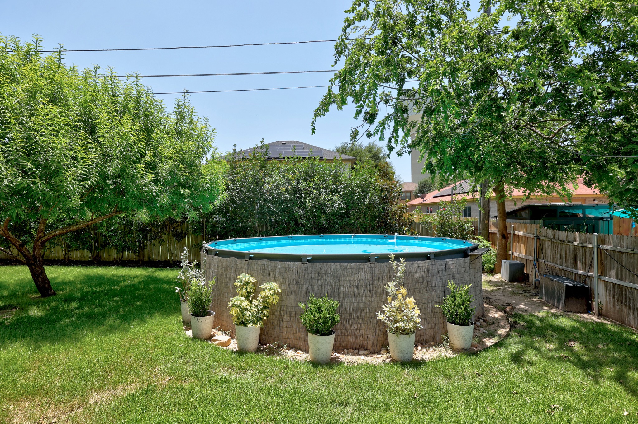  Updated home with pool in Round Rock - 物件實景