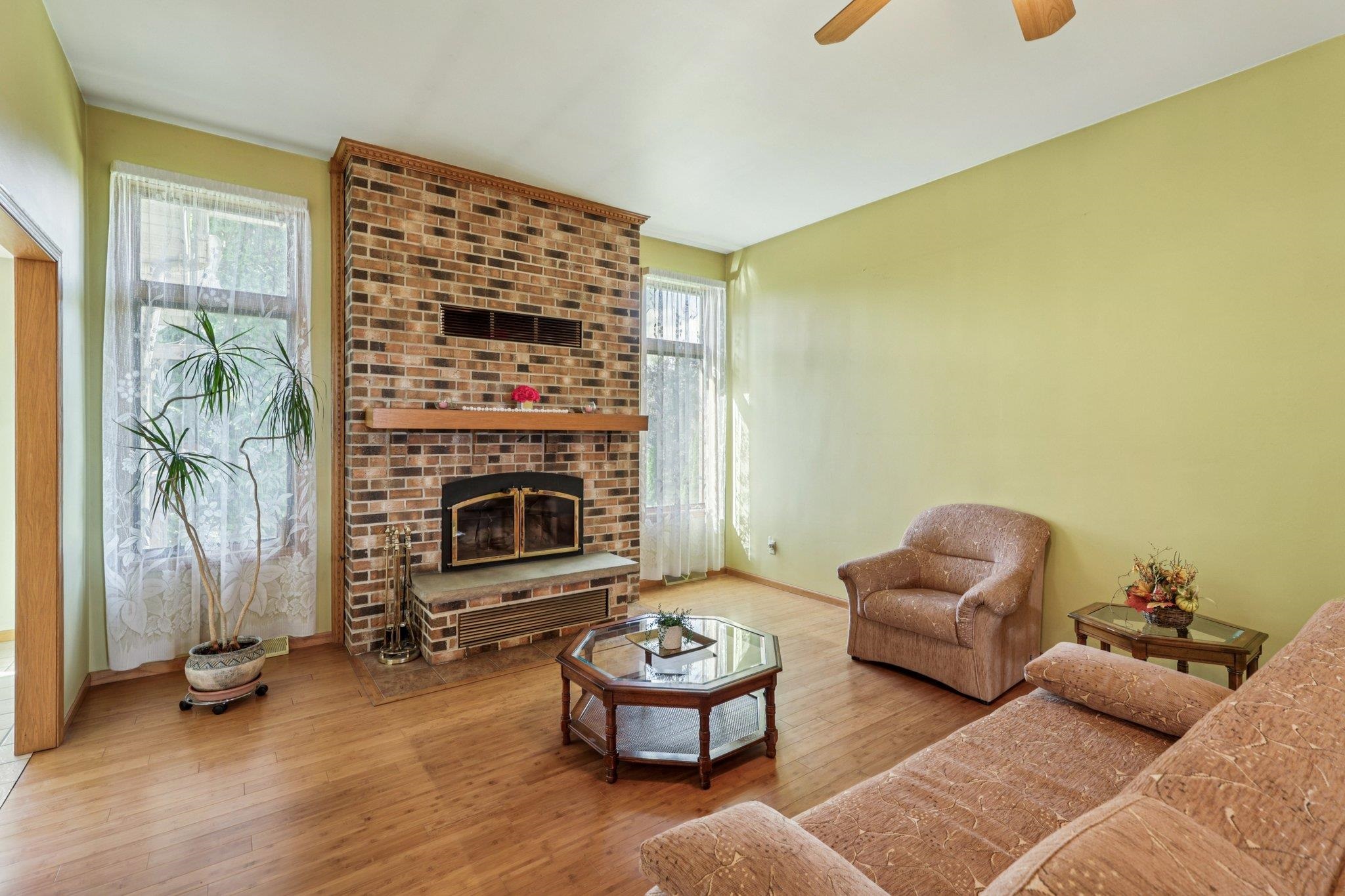 Deforest, Wisconsin, 53532, United States, 3 Bedrooms Bedrooms, ,3 BathroomsBathrooms,Residential,For Sale,1943421