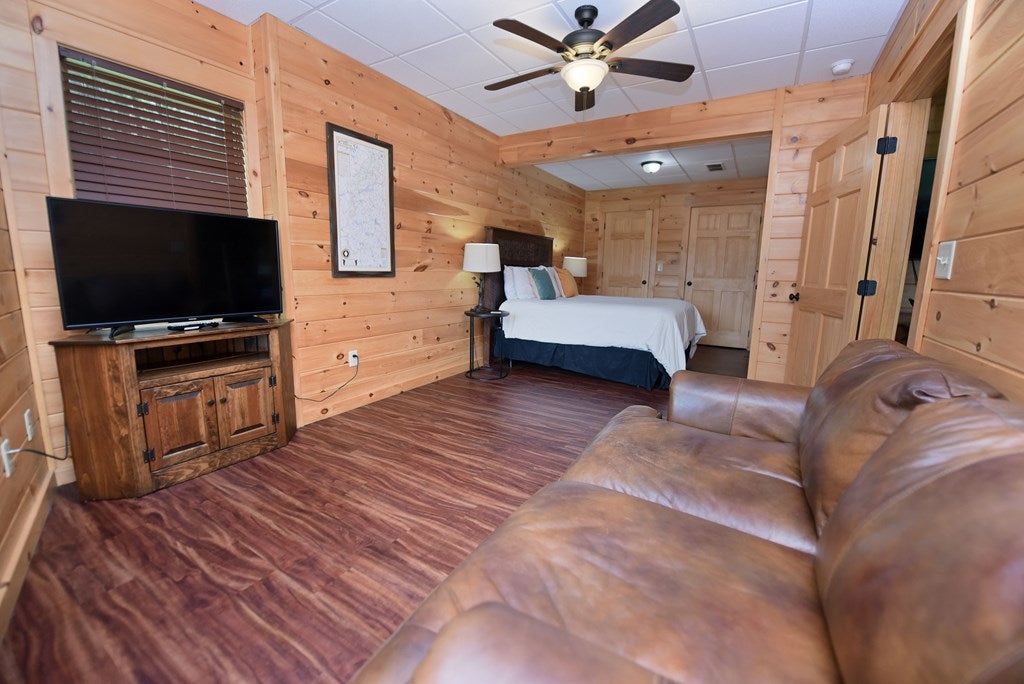 Blue Ridge, Georgia, 30513, United States, 3 Bedrooms Bedrooms, ,2 BathroomsBathrooms,Residential,For Sale,1859730