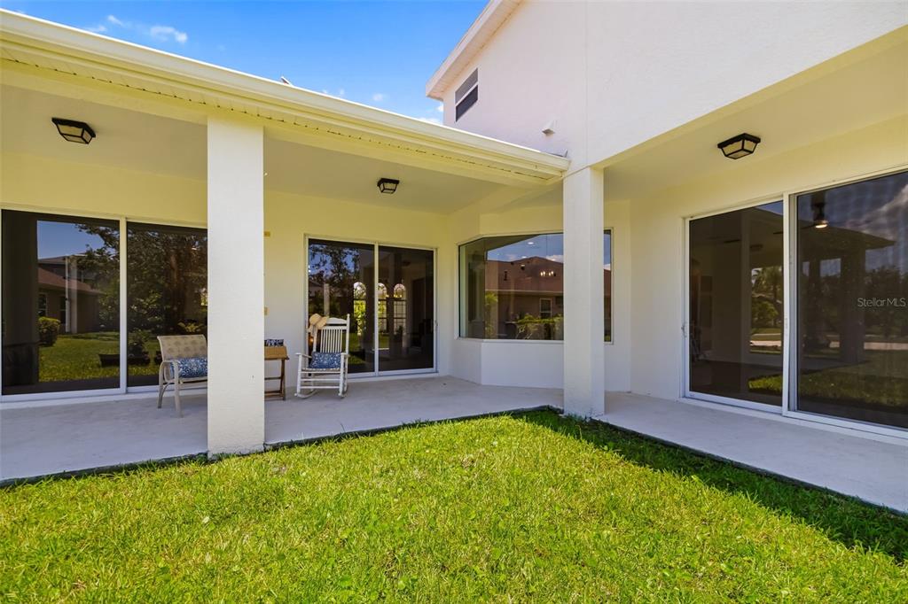 University Park, Florida, 34201, United States, 4 Bedrooms Bedrooms, ,4 BathroomsBathrooms,Residential,For Sale,1876189