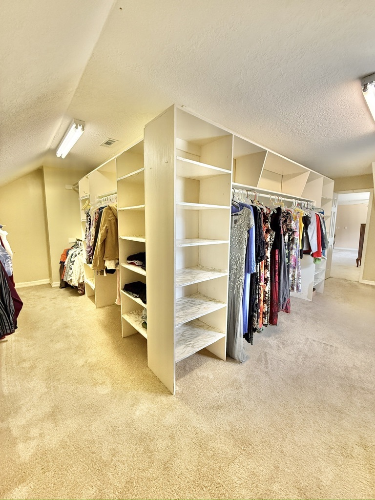 Union City, Tennessee, 38261, United States, 5 Bedrooms Bedrooms, ,6 BathroomsBathrooms,Residential,For Sale,1974158