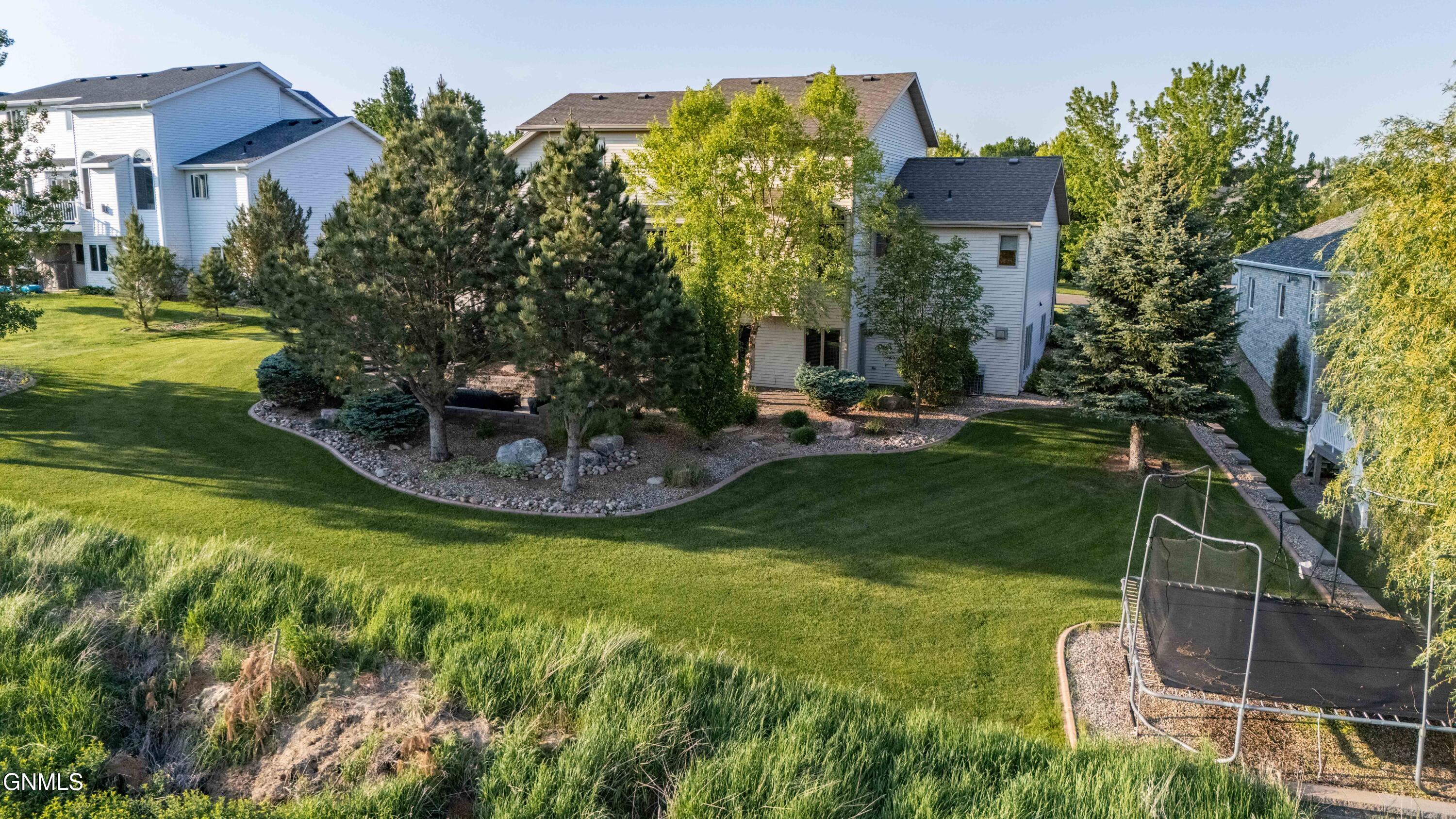 Bismarck, North Dakota, 58503, United States, 5 Bedrooms Bedrooms, ,2 BathroomsBathrooms,Residential,For Sale,2001566