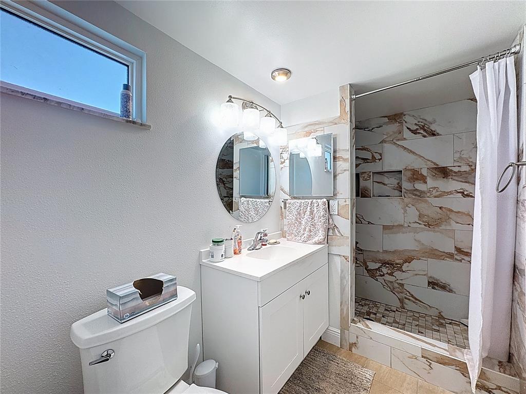 Venice, Florida, 34285, United States, 2 Bedrooms Bedrooms, ,2 BathroomsBathrooms,Residential,For Sale,1999617