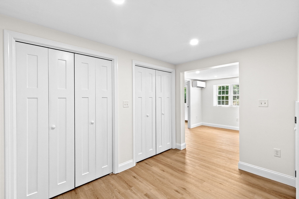 Bourne, Massachusetts, 02562, United States, 4 Bedrooms Bedrooms, ,4 BathroomsBathrooms,Residential,For Sale,1940930