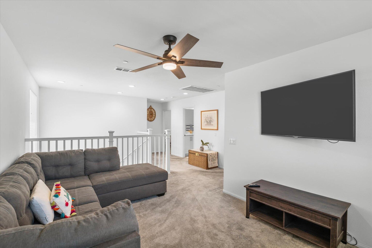 Lake Elsinore, California, 92530, United States, 3 Bedrooms Bedrooms, ,2 BathroomsBathrooms,Residential,For Sale,2007518