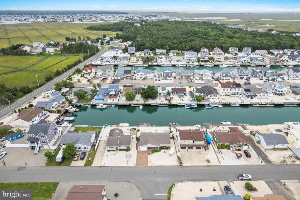 Tuckerton, New Jersey, 08087, United States, 3 Bedrooms Bedrooms, ,2 BathroomsBathrooms,Residential,For Sale,1916139