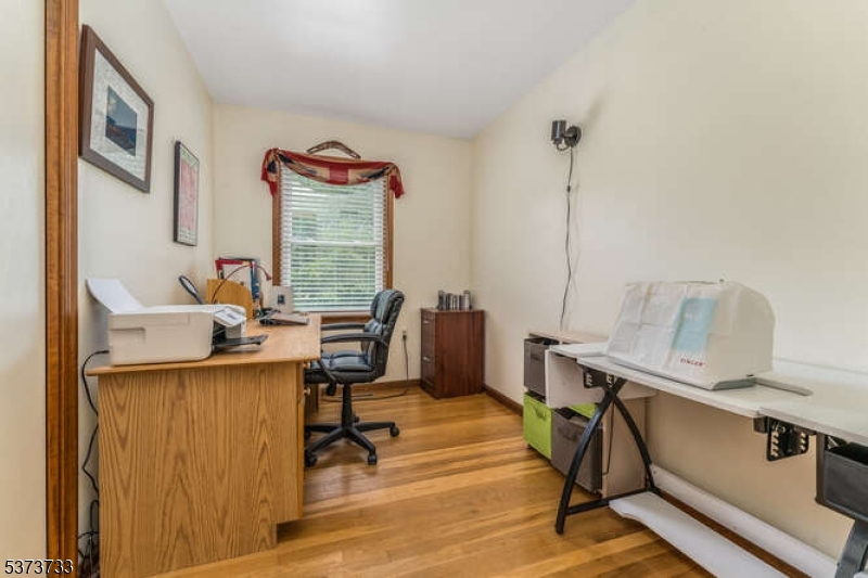 Columbia, New Jersey, 07832, United States, 3 Bedrooms Bedrooms, ,3 BathroomsBathrooms,Residential,For Sale,1977170