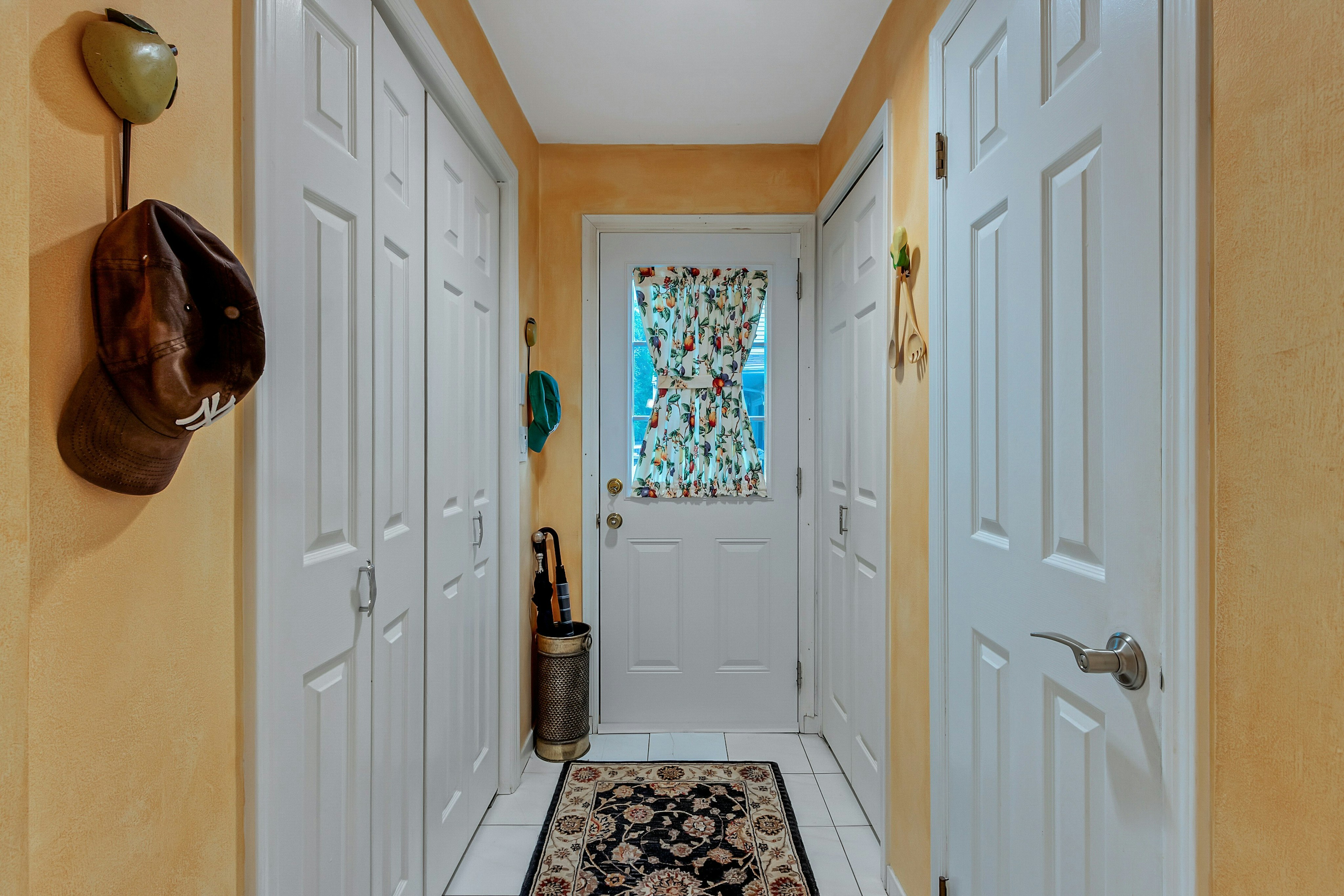  15 Colonial Road, Tenafly, NJ 07670 - 物件實景