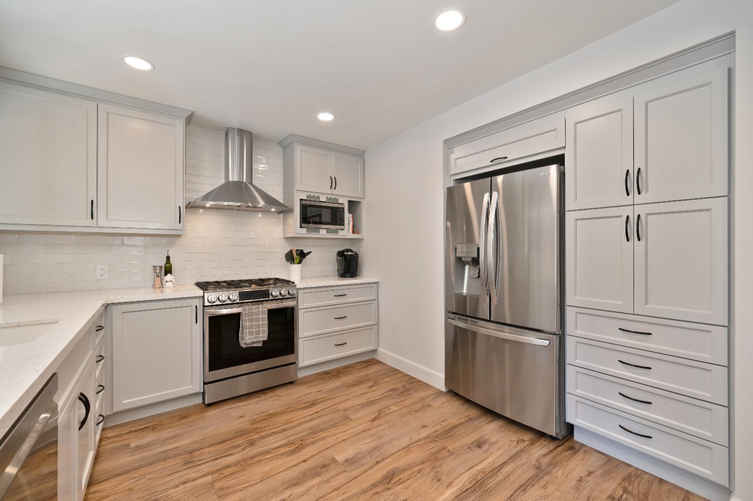 Sacramento, California, 95819, United States, 3 Bedrooms Bedrooms, ,2 BathroomsBathrooms,Residential,For Sale,1987598