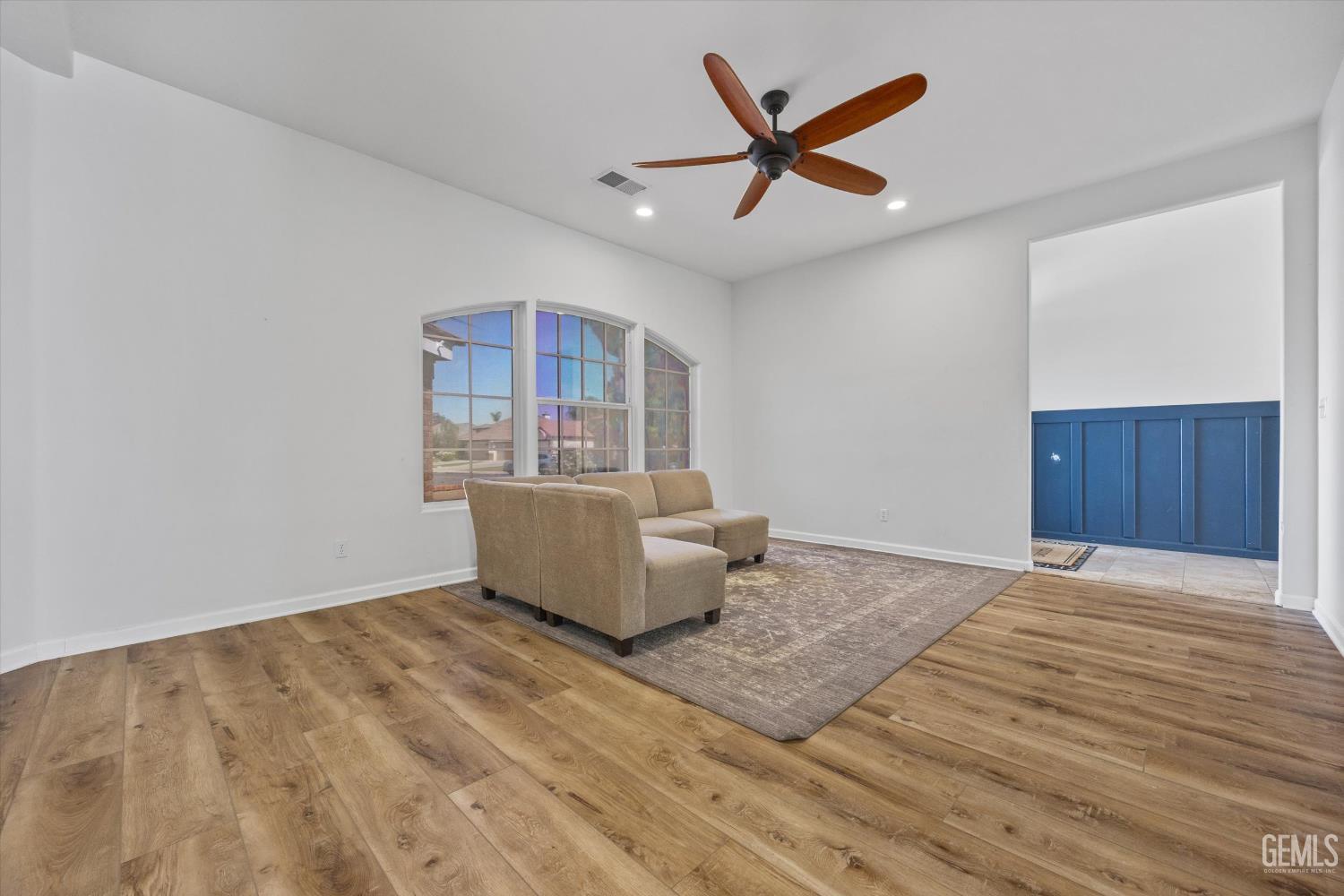 Bakersfield, California, 93312, United States, 4 Bedrooms Bedrooms, ,3 BathroomsBathrooms,Residential,For Sale,1903445