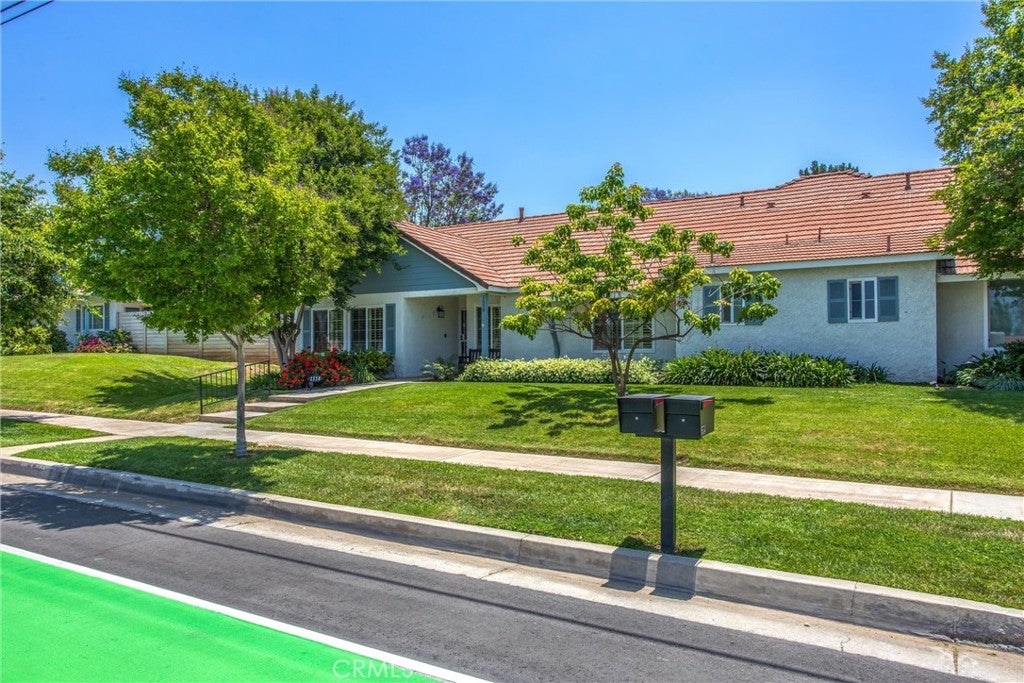 Redlands, California, 92374, United States, 3 Bedrooms Bedrooms, ,2 BathroomsBathrooms,Residential,For Sale,1936879