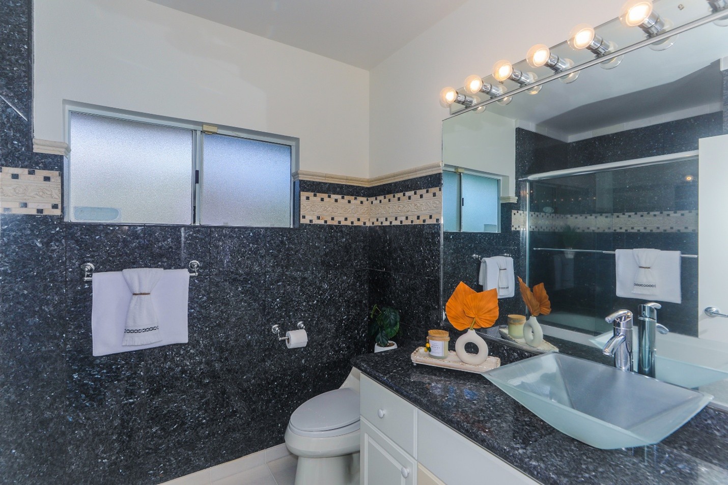 Kapolei, Hawaii, 96707, United States, 4 Bedrooms Bedrooms, ,4 BathroomsBathrooms,Residential,For Sale,1978754