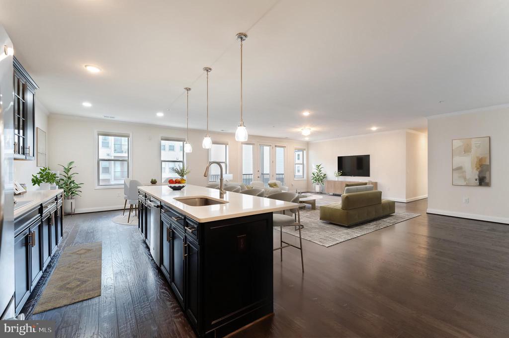 Ashburn, Virginia, 20148, United States, 3 Bedrooms Bedrooms, ,2 BathroomsBathrooms,Residential,For Sale,1977390