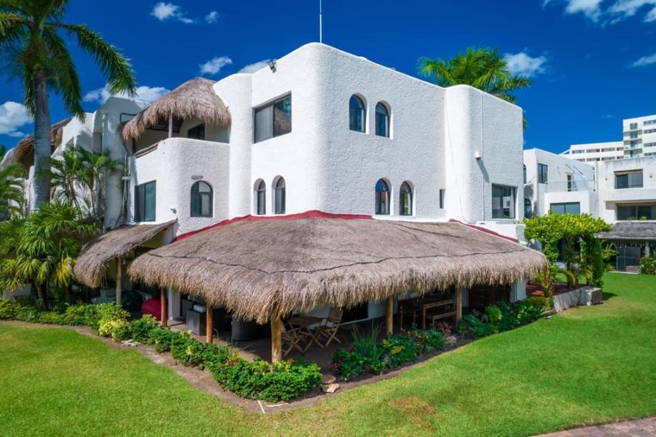Benito Juárez, Quintana Roo, 77500, Mexico, 4 Bedrooms Bedrooms, ,5 BathroomsBathrooms,Residential,For Sale,1713149