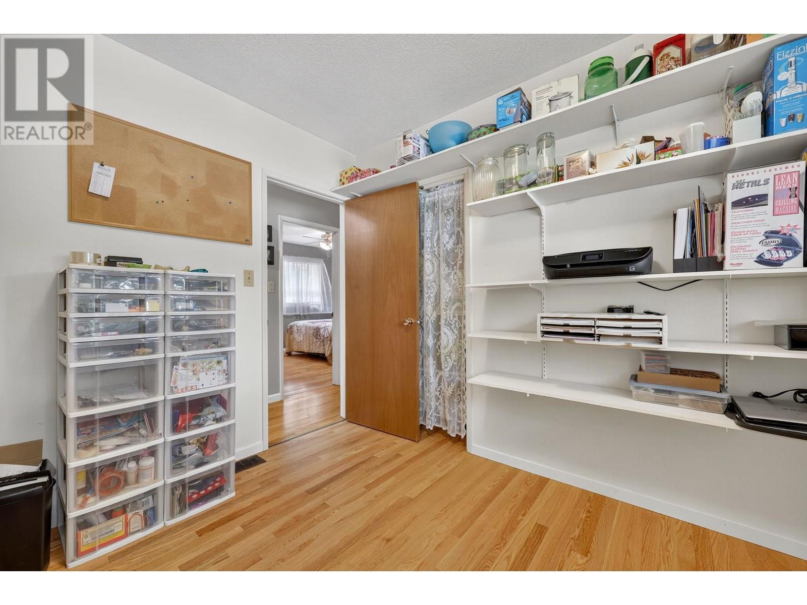 KELOWNA, British Columbia, V1Y 3S7, CA, 5 Bedrooms Bedrooms, ,2 BathroomsBathrooms,Residential,For Sale,1902795