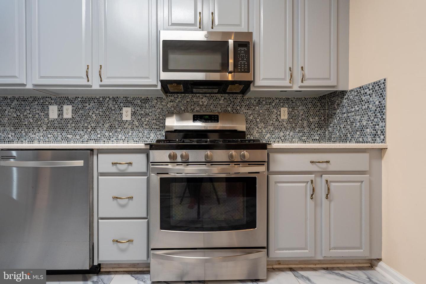 Pennington, New Jersey, 08534, United States, 3 Bedrooms Bedrooms, ,3 BathroomsBathrooms,Residential,For Sale,1939731