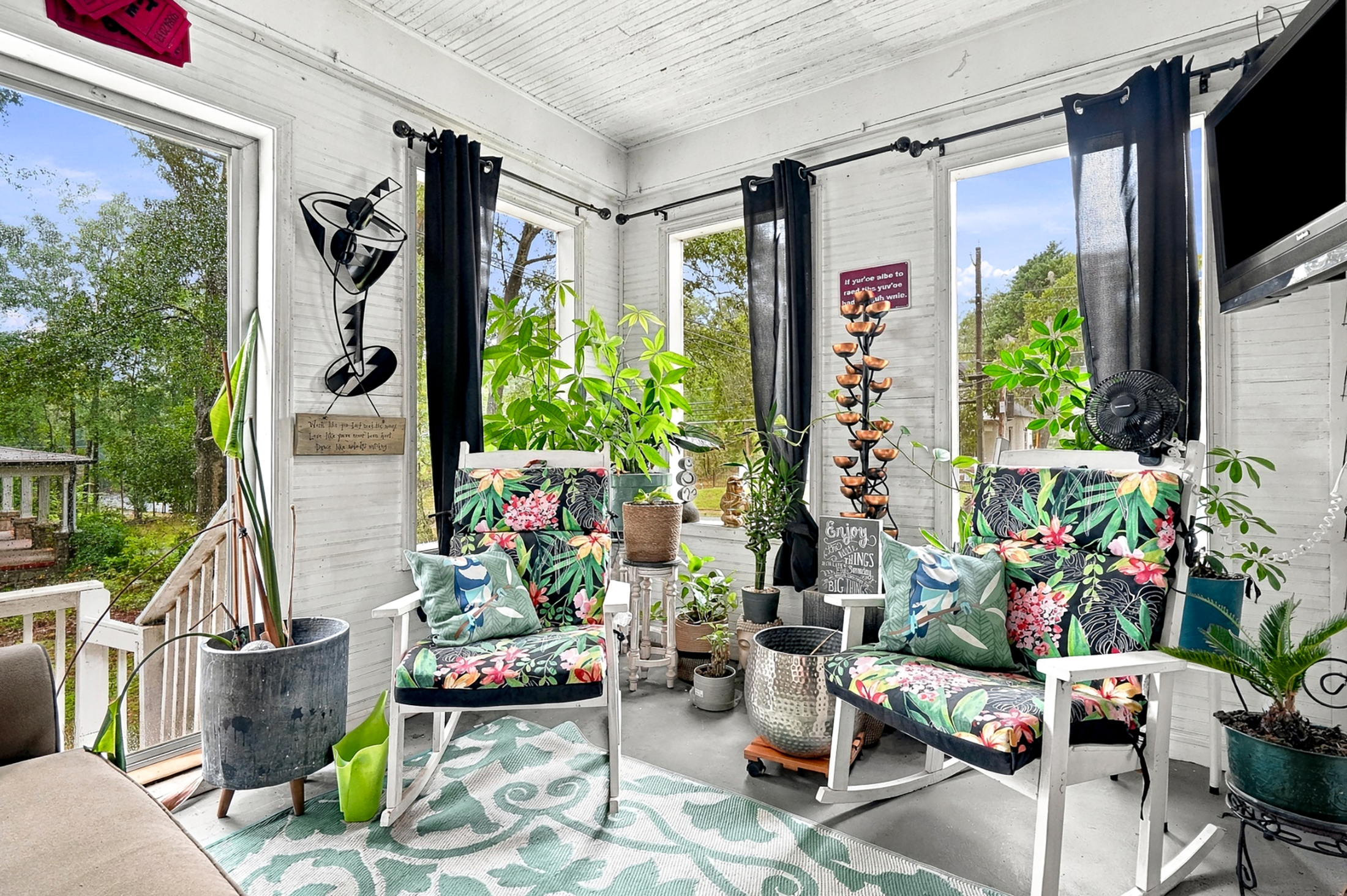  thoughtfully update 1940s ranch in lithonia - 物件實景