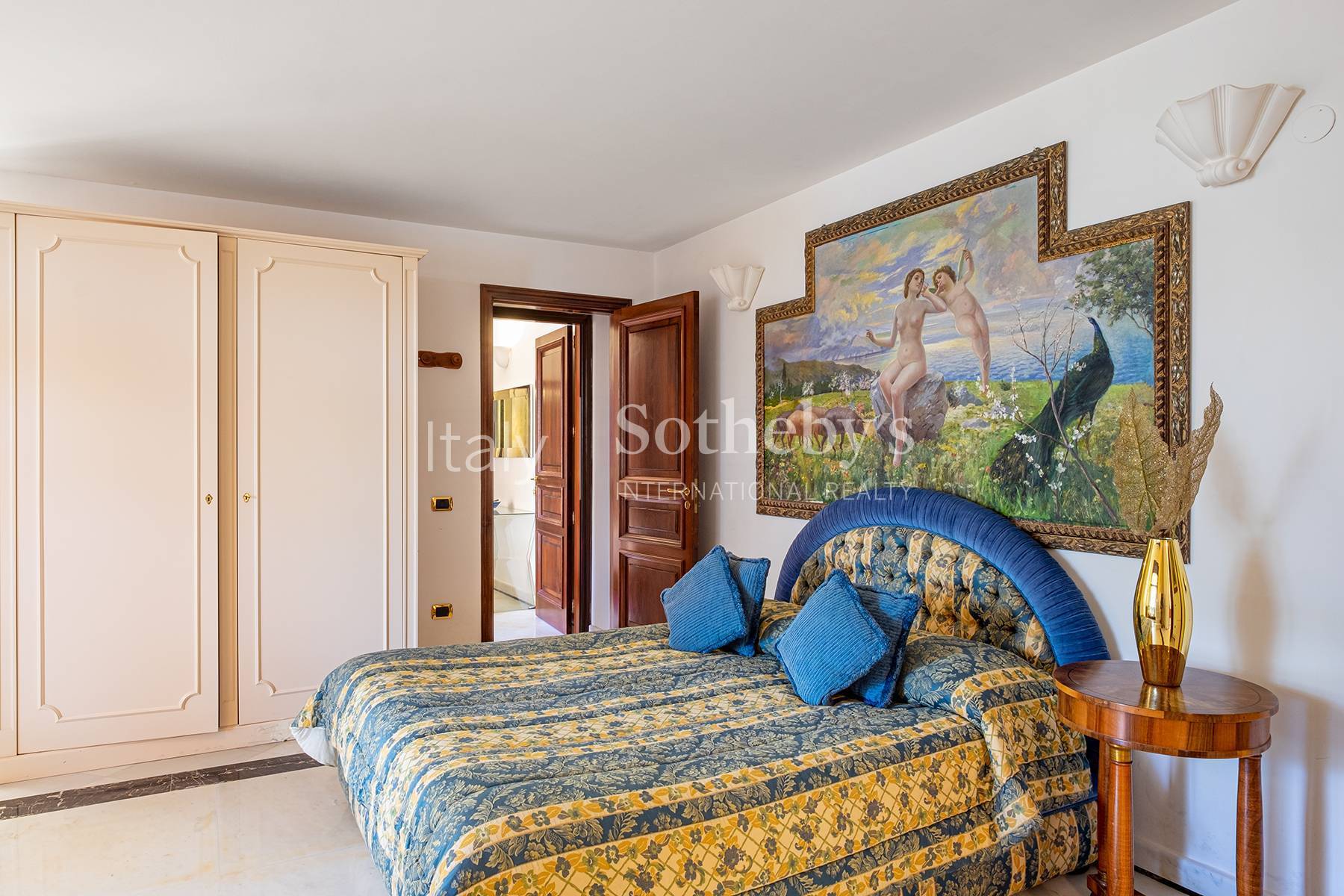  Neoclassical villa with a breath taking view - 物件實景