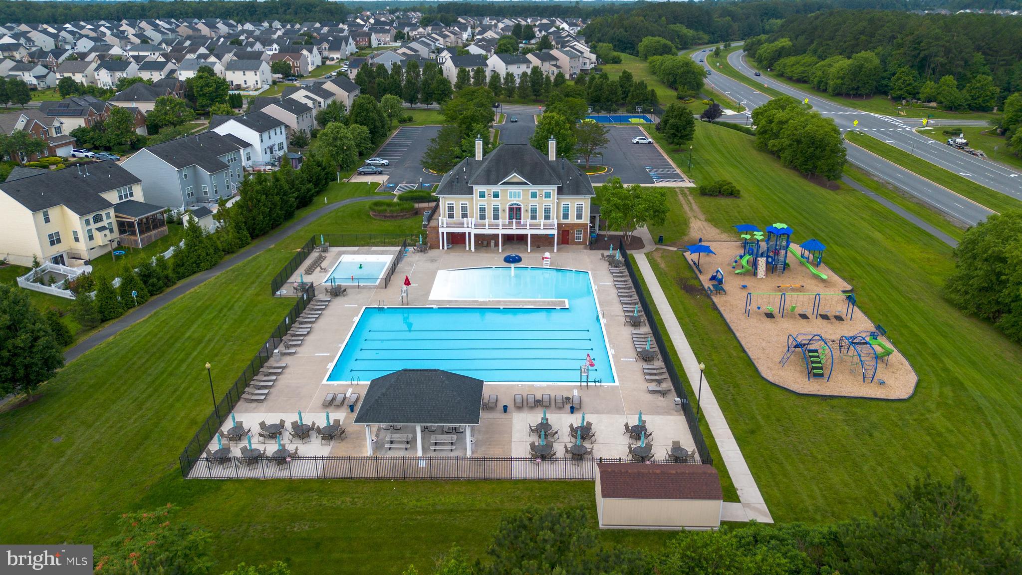 Fredericksburg, Virginia, 22407, United States, 4 Bedrooms Bedrooms, ,3 BathroomsBathrooms,Residential,For Sale,1996636