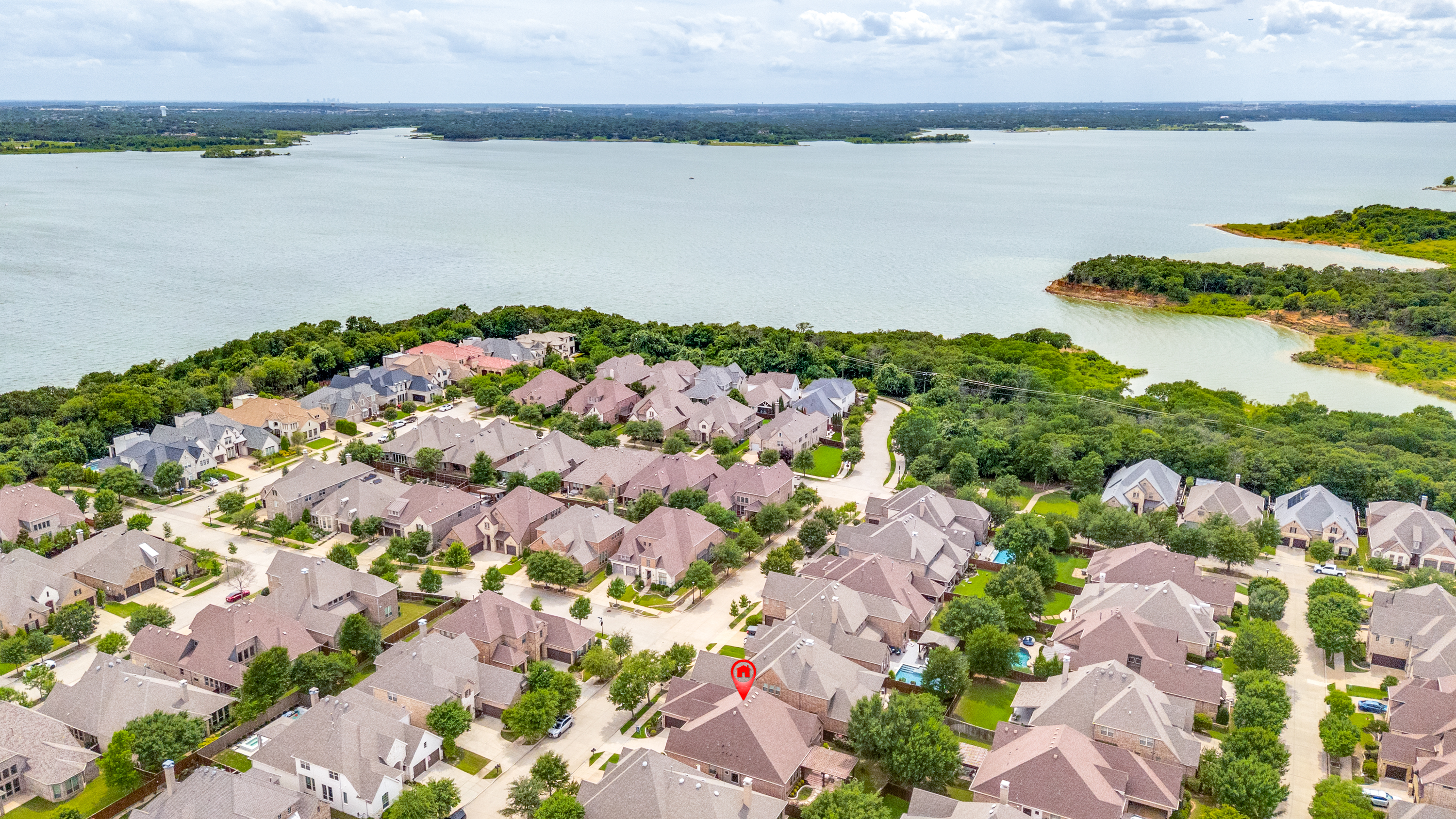  Beautiful One-Story Home is Refreshed and Move-in Ready - 物件實景
