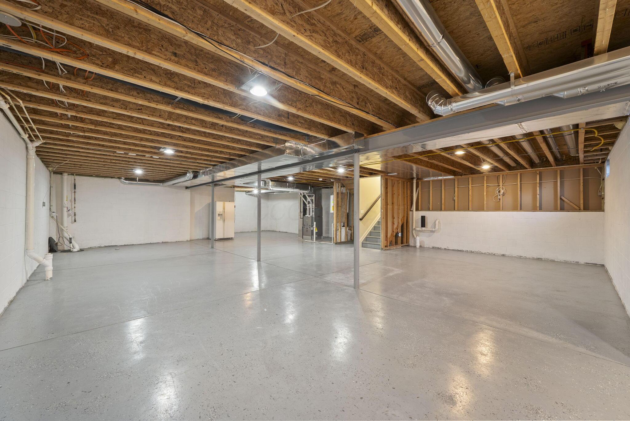 Powell, Ohio, 43065, United States, 5 Bedrooms Bedrooms, ,5 BathroomsBathrooms,Residential,For Sale,1988967