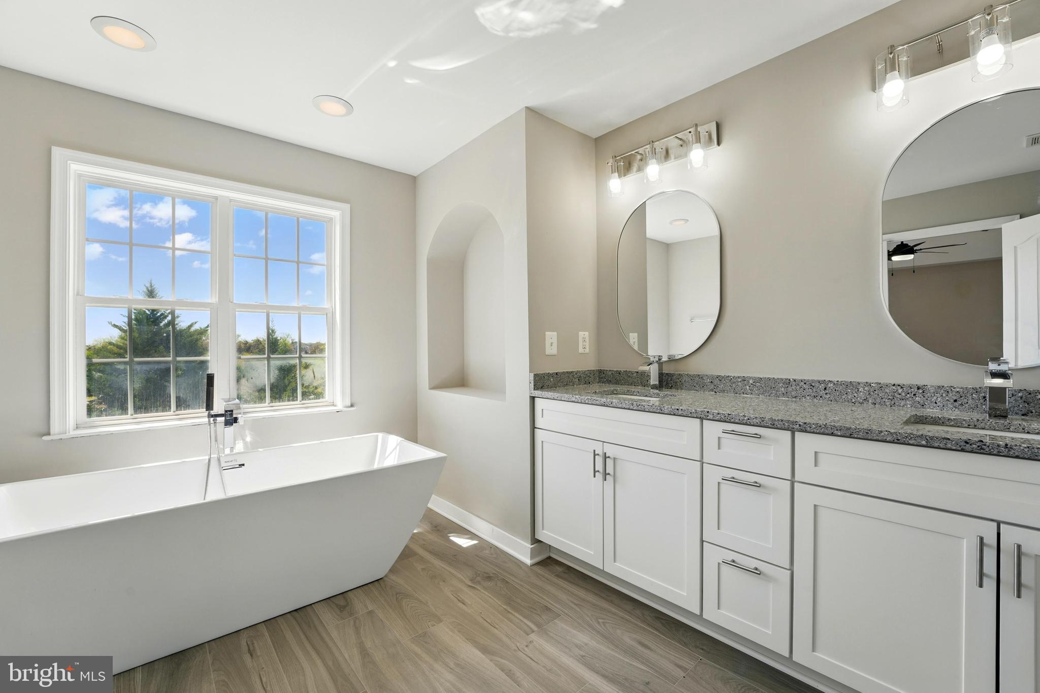 Culpeper, Virginia, 22701, United States, 5 Bedrooms Bedrooms, ,5 BathroomsBathrooms,Residential,For Sale,1841439