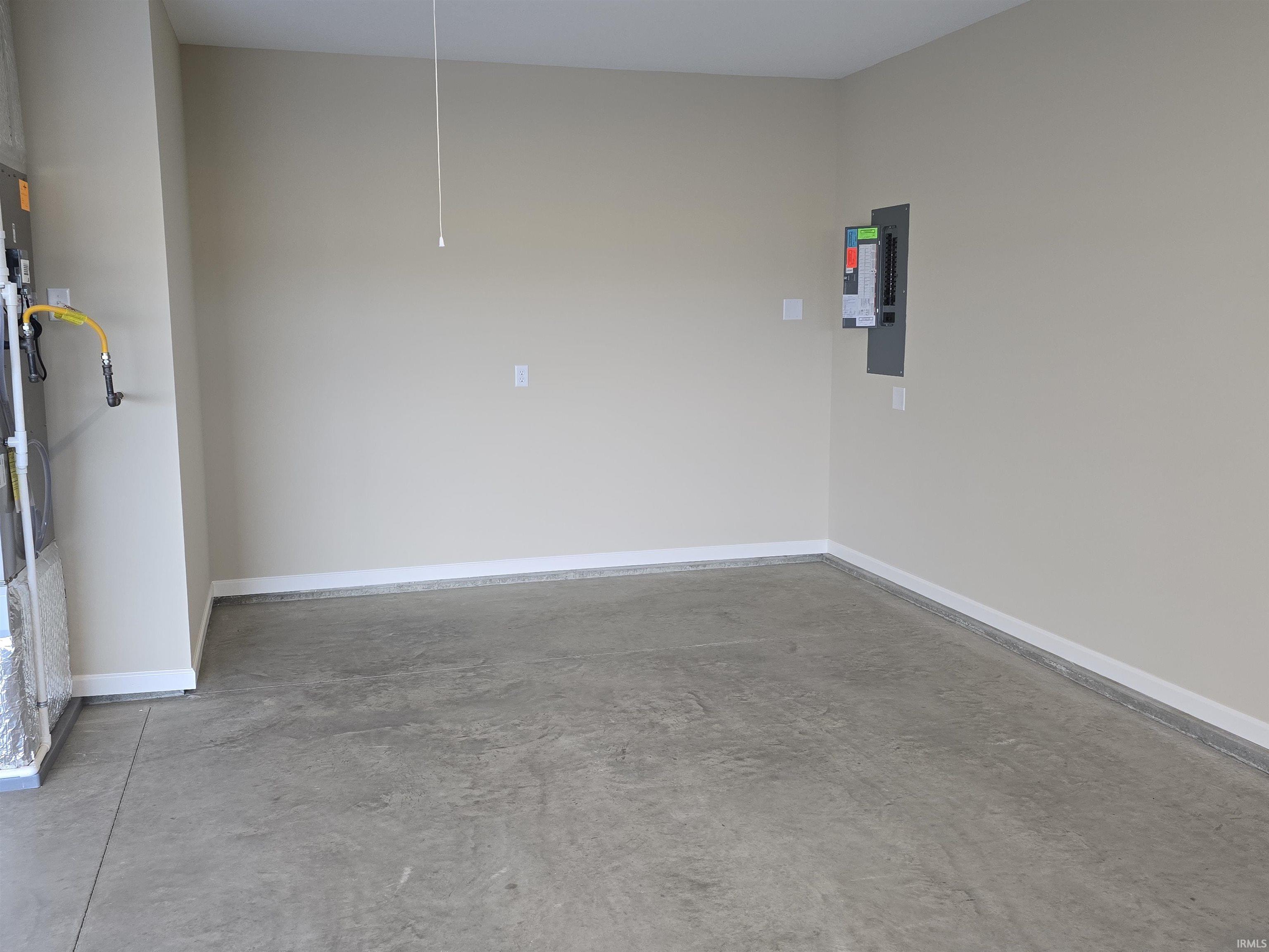 Fort Wayne, Indiana, 46818, United States, 3 Bedrooms Bedrooms, ,3 BathroomsBathrooms,Residential,For Sale,1974976