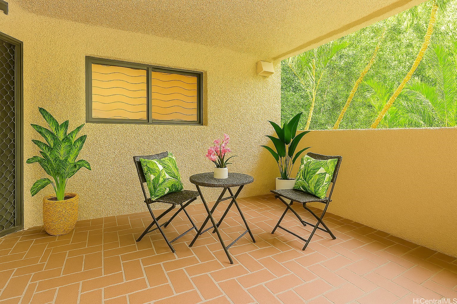 Kaneohe, Hawaii, 96744, United States, 2 Bedrooms Bedrooms, ,3 BathroomsBathrooms,Residential,For Sale,1988313