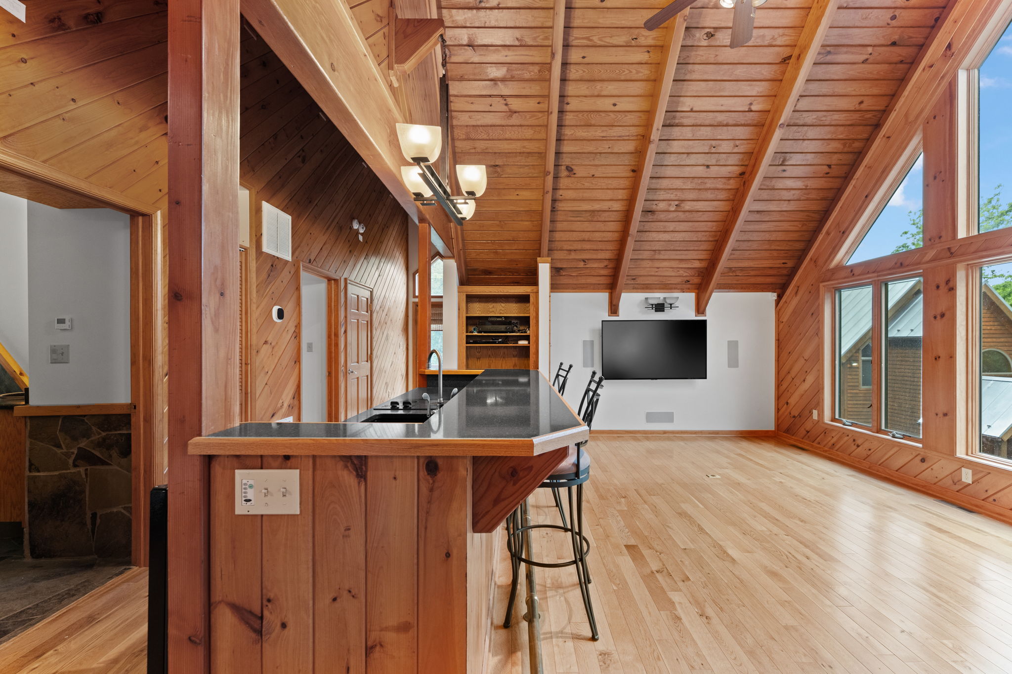  310 Red Gate Retreat Way, Berkeley Springs, WV 25411 - 物件實景