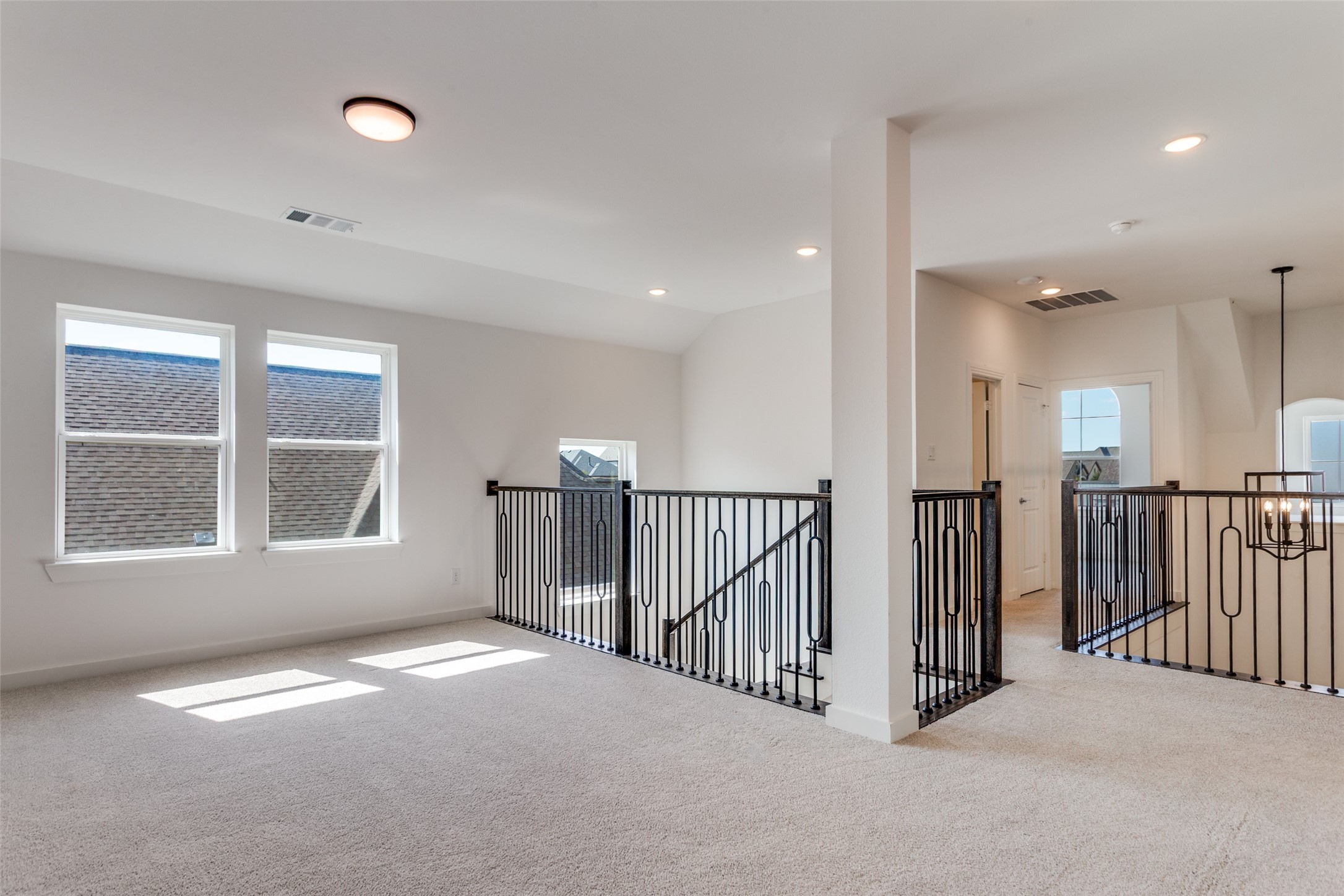 Mansfield, Texas, 76063, United States, 4 Bedrooms Bedrooms, ,4 BathroomsBathrooms,Residential,For Sale,1954630