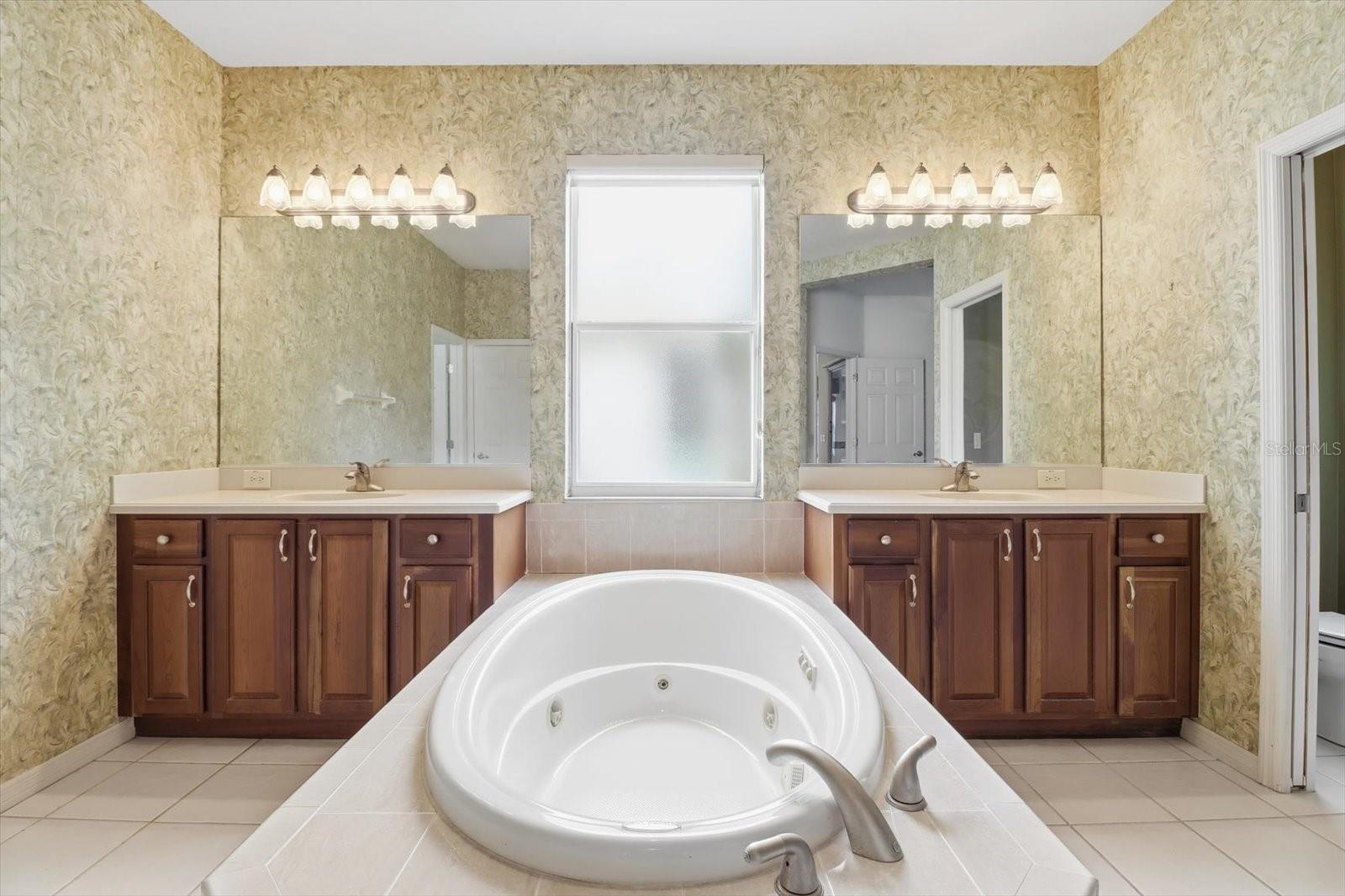 HERNANDO, Florida, 34442, United States, 3 Bedrooms Bedrooms, ,2 BathroomsBathrooms,Residential,For Sale,2003079