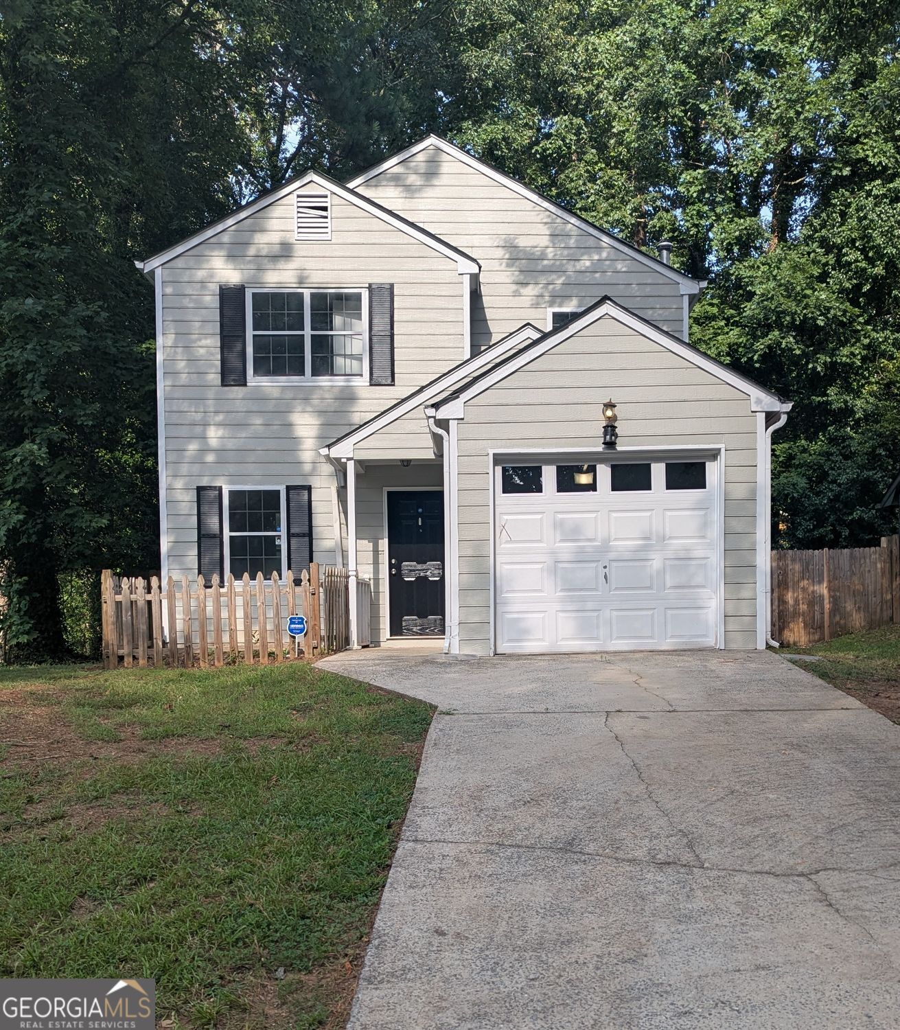 Hemingway Rd, Stone Mountain, GA 30088