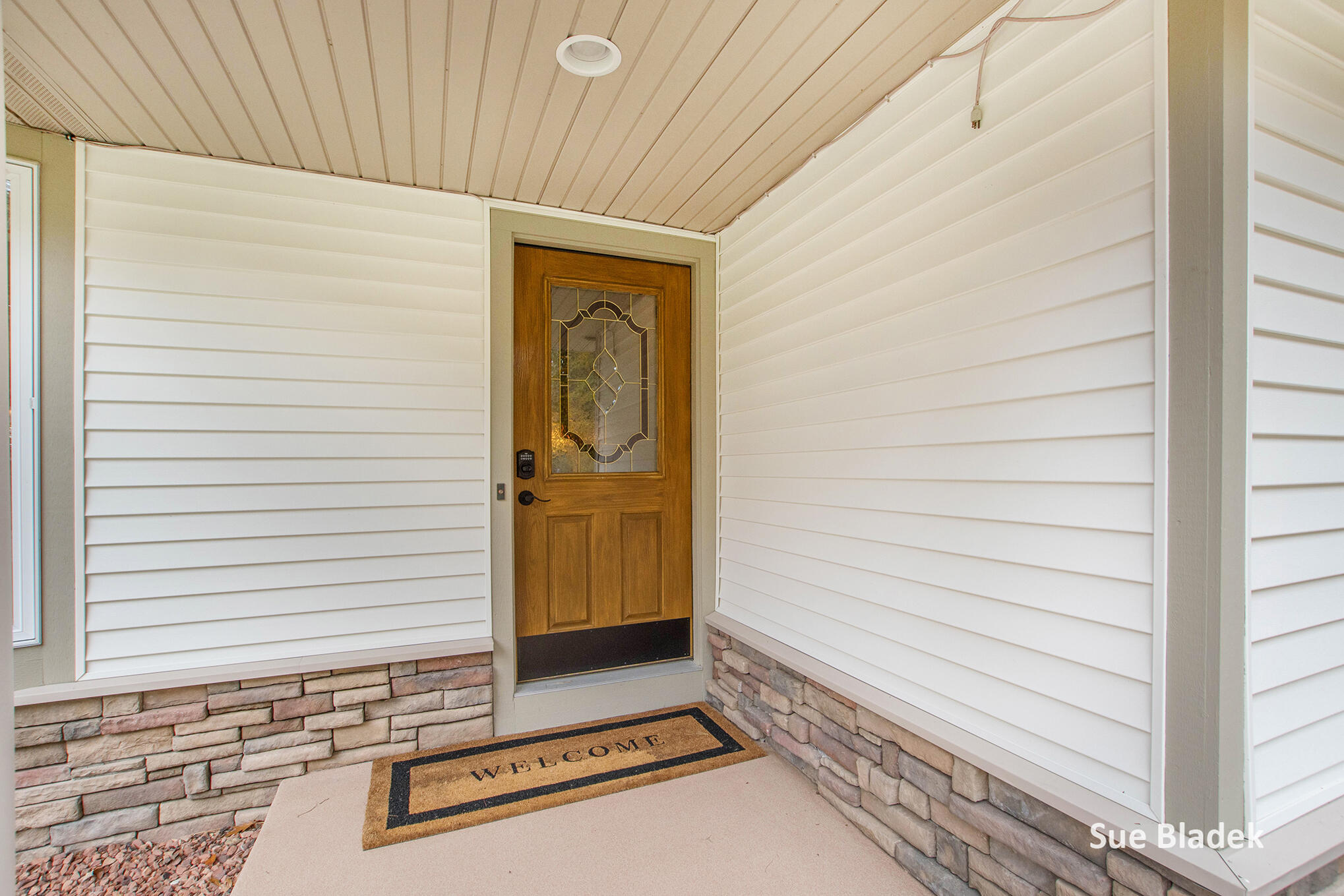 Holland, Michigan, 49424, United States, 3 Bedrooms Bedrooms, ,3 BathroomsBathrooms,Residential,For Sale,1989003