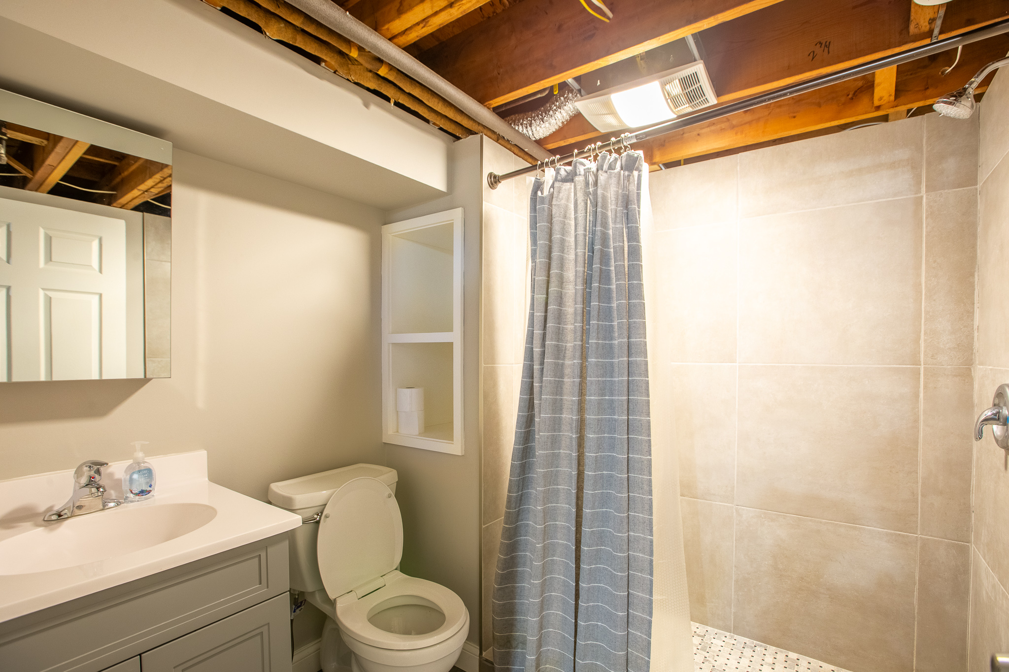 Davison, Michigan, 48423, United States, 6 Bedrooms Bedrooms, ,3 BathroomsBathrooms,Residential,For Sale,2010801