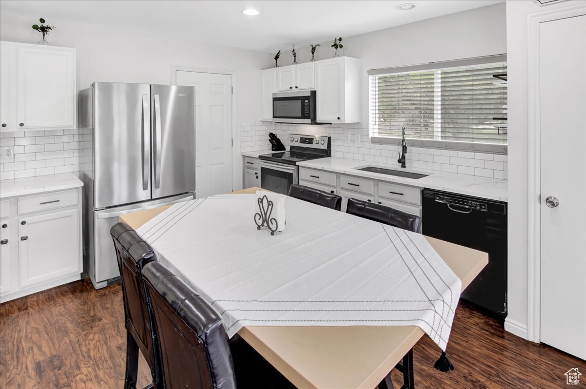 Woods Cross, Utah, 84087, United States, 3 Bedrooms Bedrooms, ,3 BathroomsBathrooms,Residential,For Sale,1932982