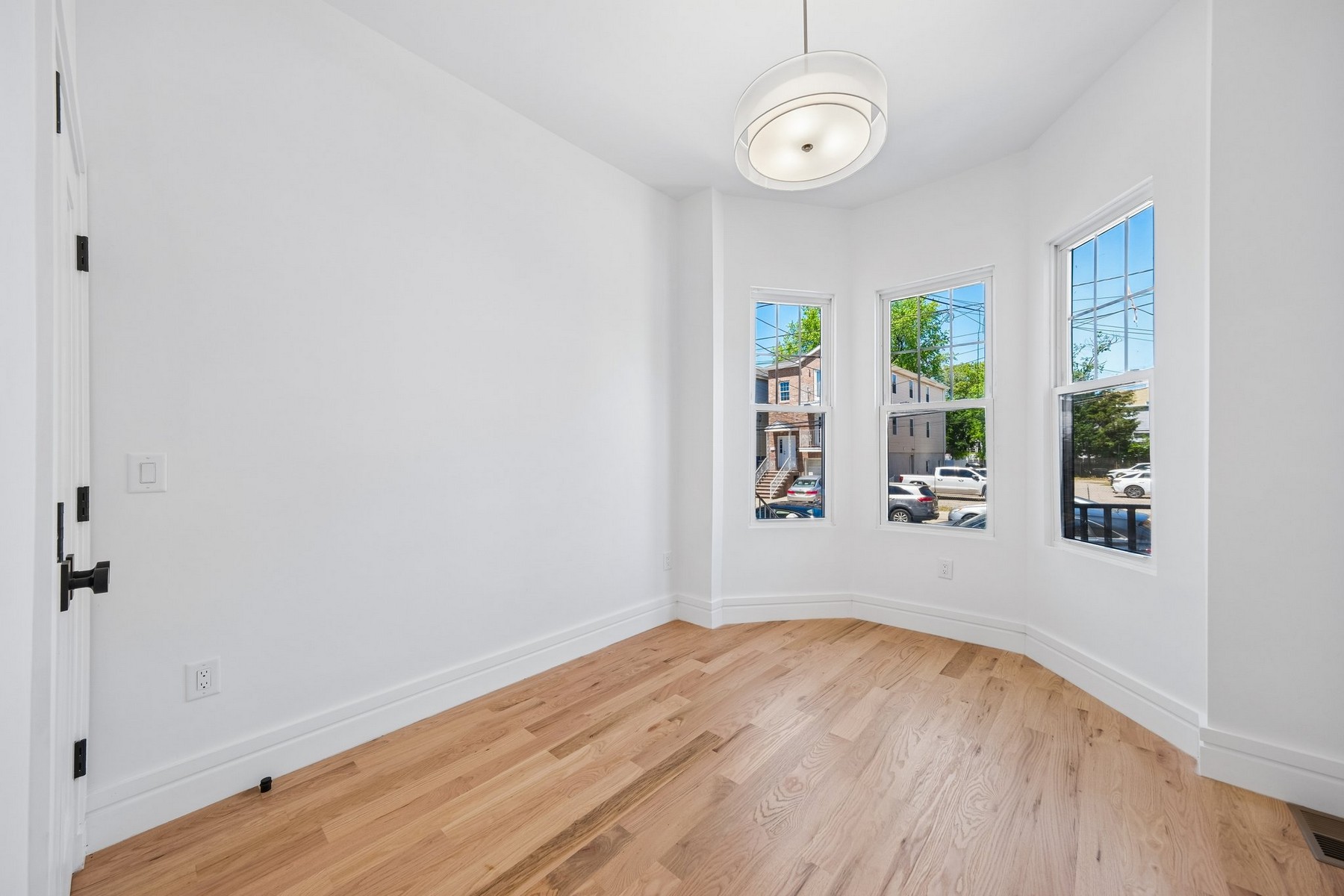  113 Lincoln Street, Jersey City, NJ 07307 - 物件實景